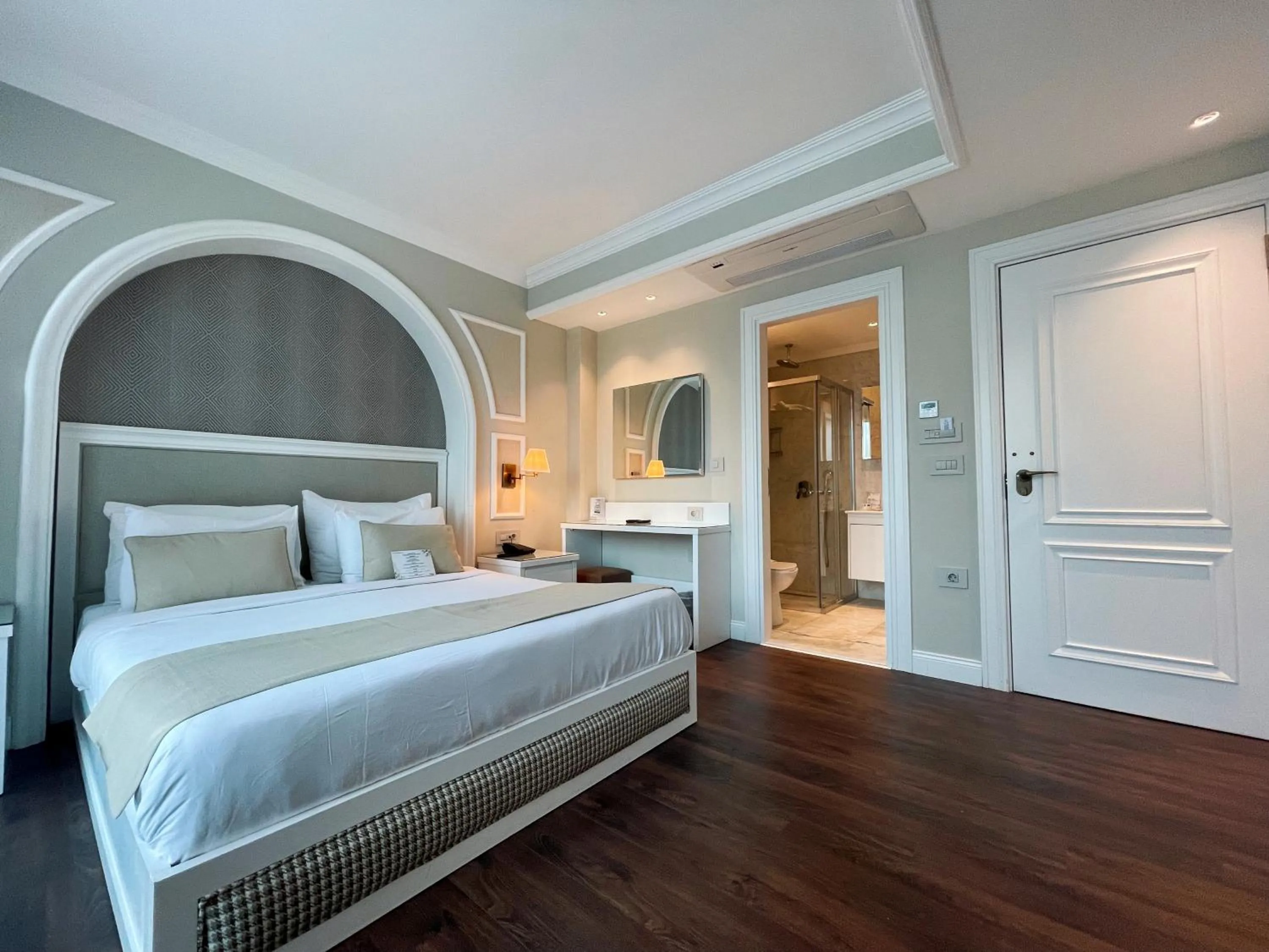 Bed in DBD Hotel Bayraklı