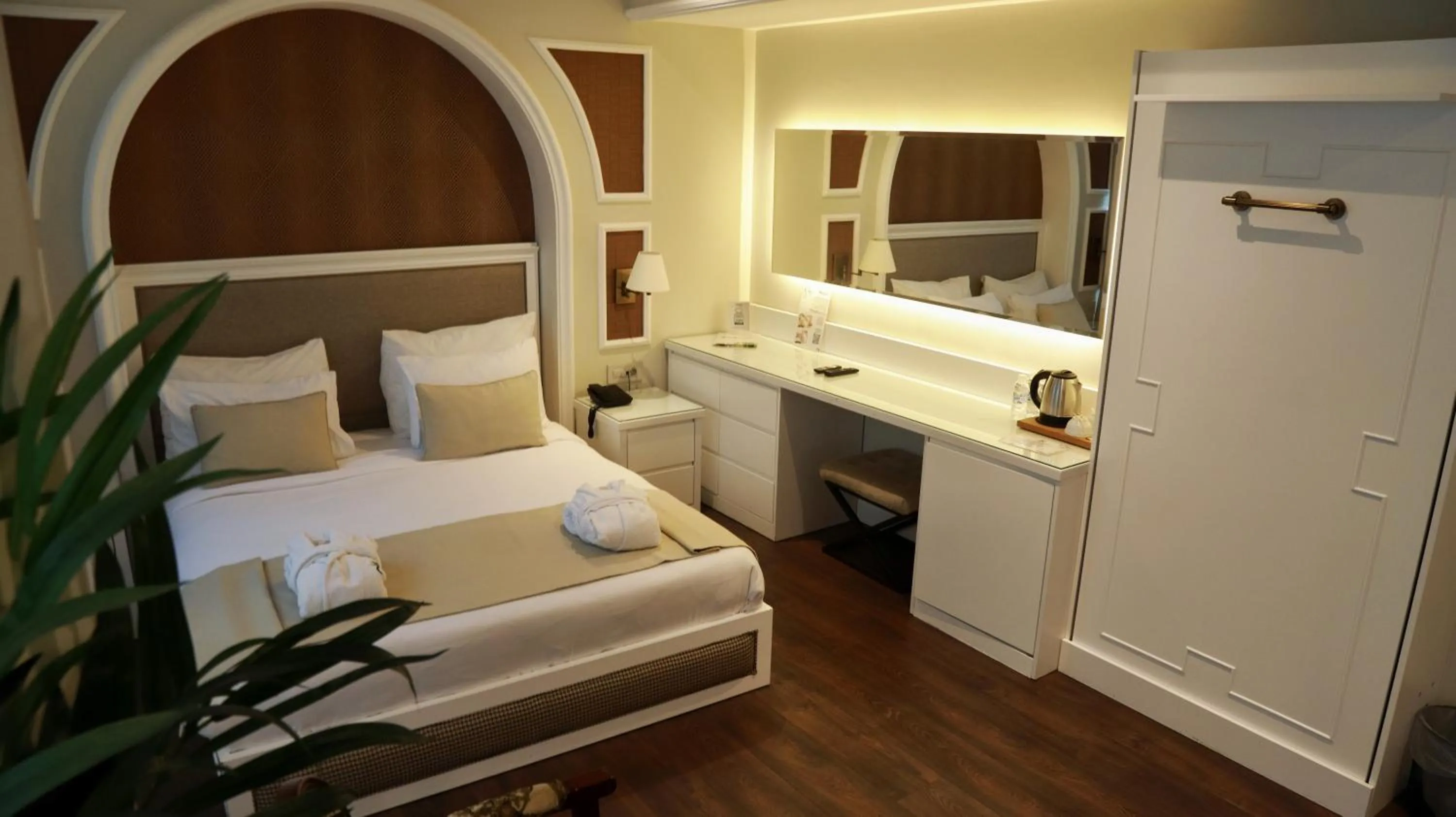 Bed in DBD Hotel Bayraklı