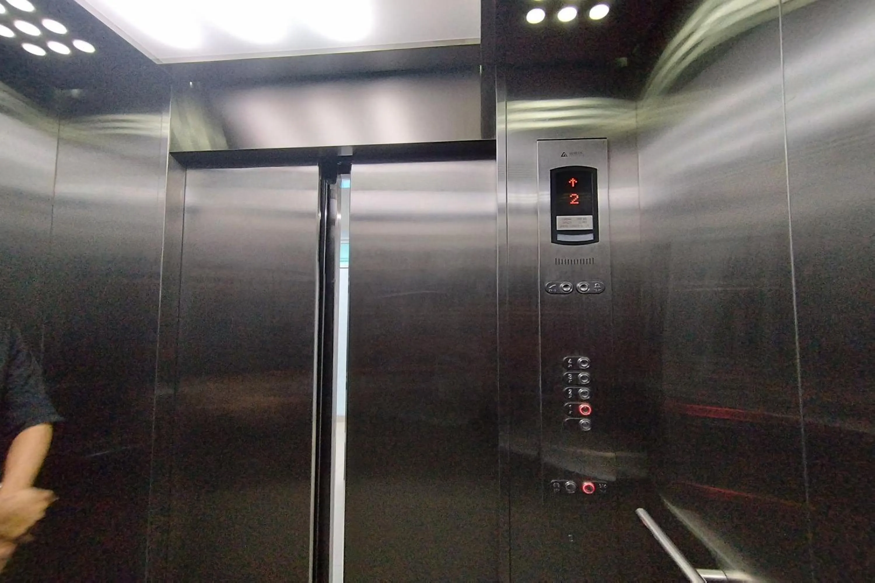 elevator in Hotel Sutha Inn Syariah