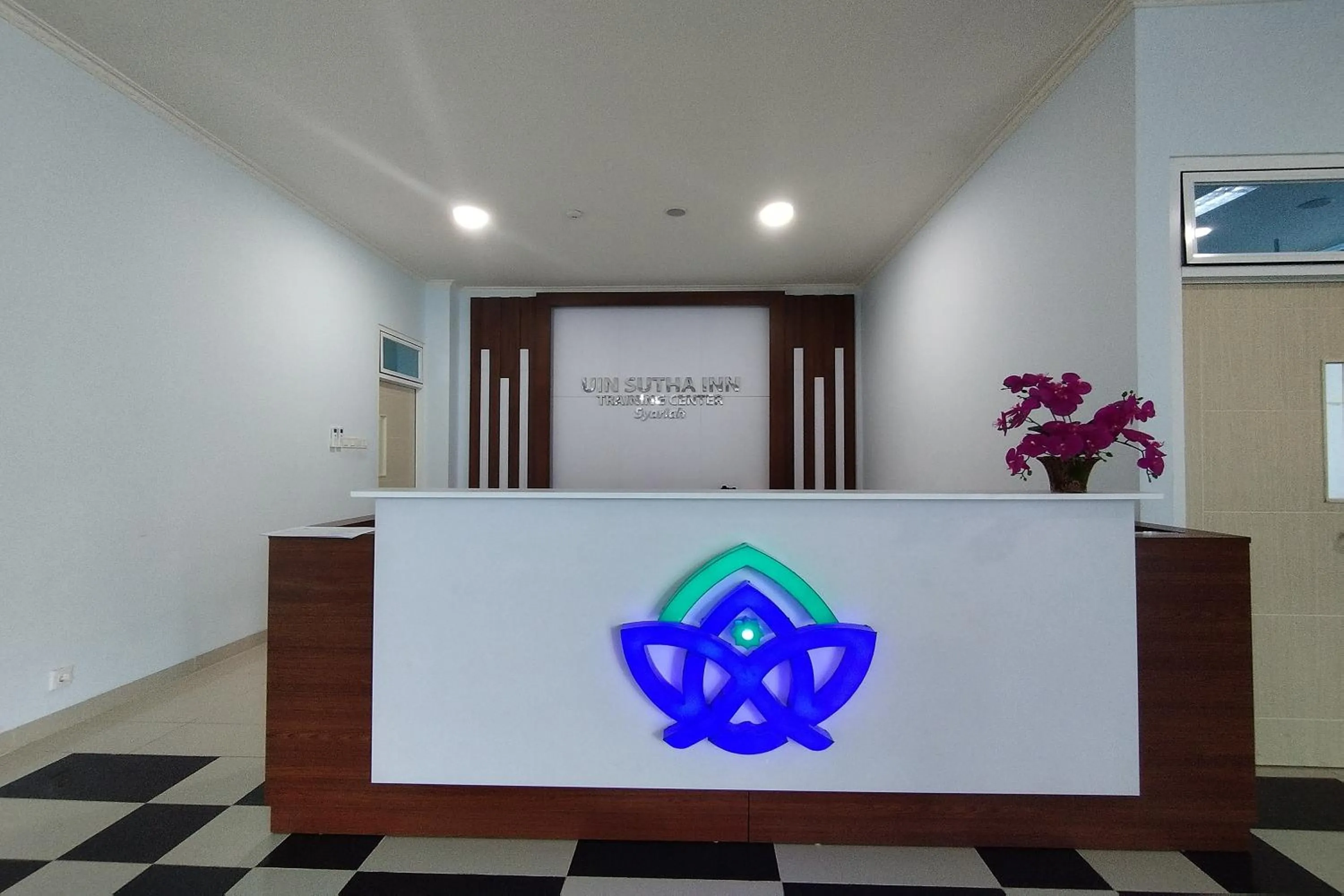 Lobby or reception in Hotel Sutha Inn Syariah