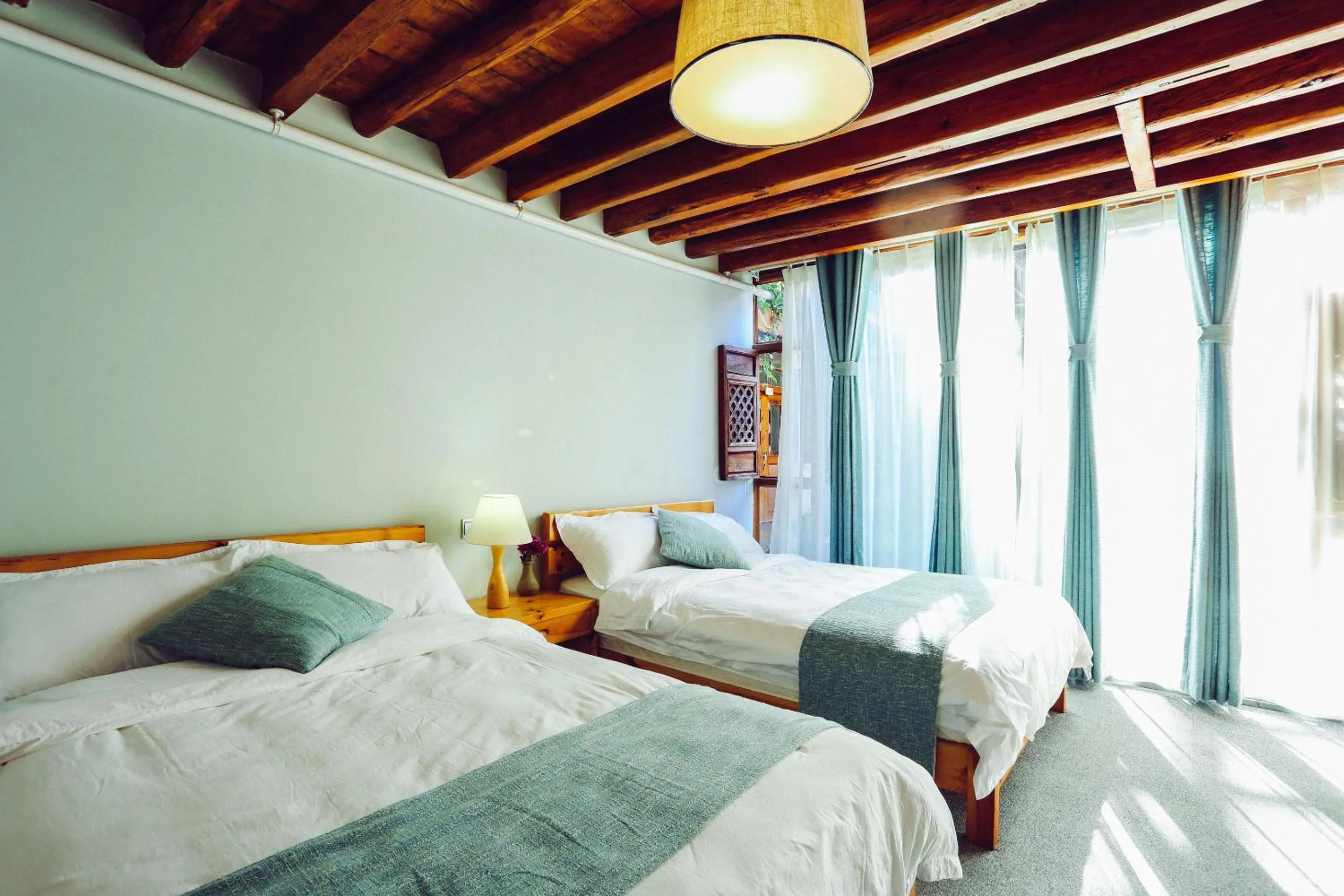 bunk bed, Bed in Cabin 7 Inn