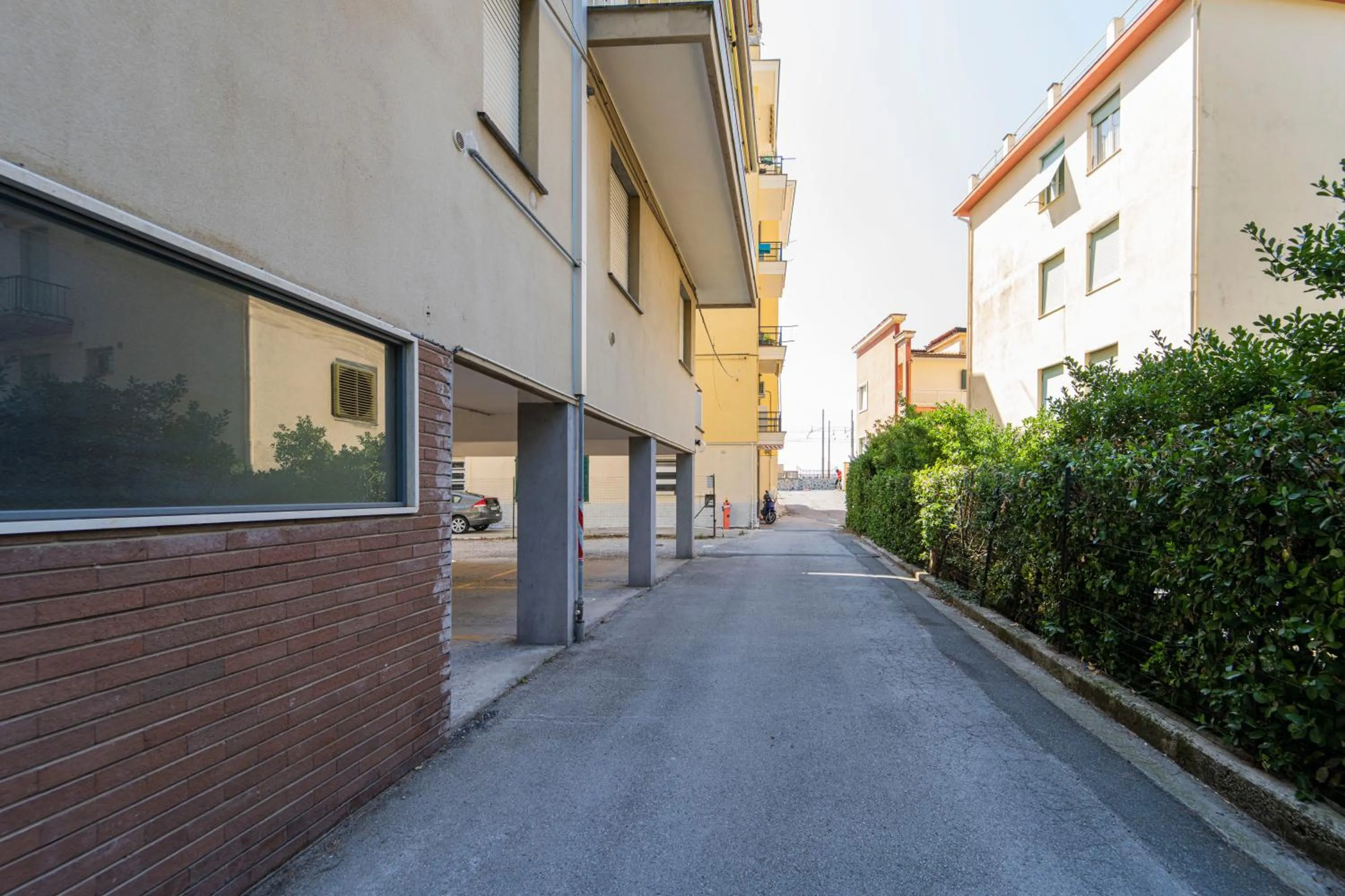 Property building in 194 - A casa di Andrea, Cavi di Lavagna a soli 80metri dal mare - PARCHEGGIO PRIVATO SOLO PER AUTO DI DIMENSIONI RIDOTTE O MOTO