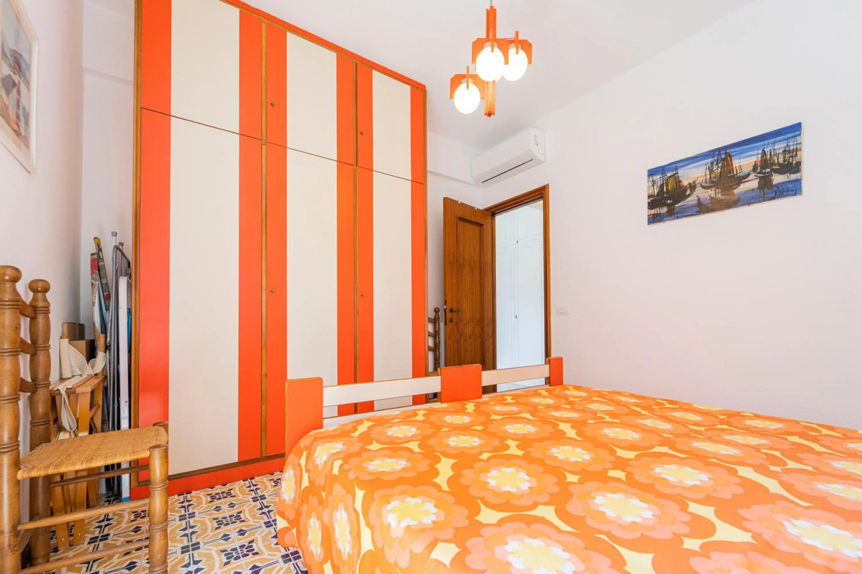 Bed in 194 - A casa di Andrea, Cavi di Lavagna a soli 80metri dal mare - PARCHEGGIO PRIVATO SOLO PER AUTO DI DIMENSIONI RIDOTTE O MOTO