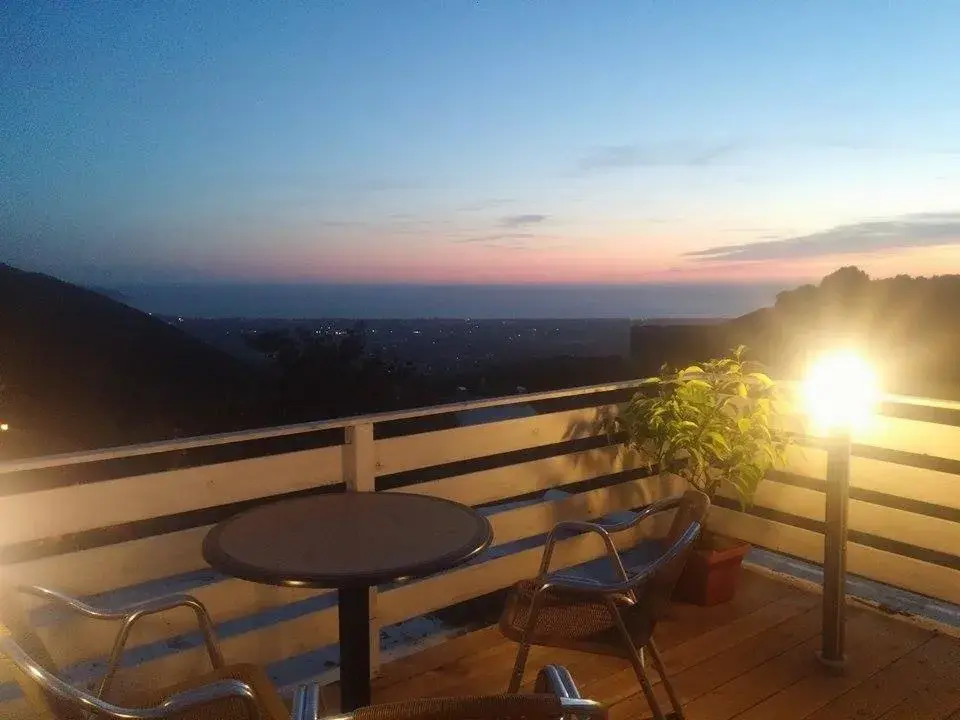 Apartment with Terrace in Casa Tommasini Apartment with Terrace in Casa Tommasini