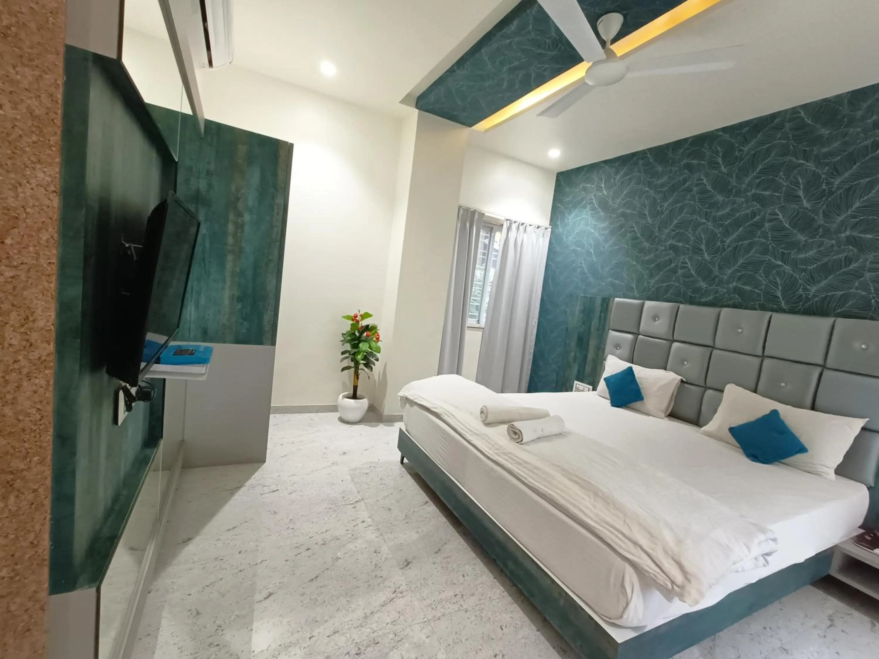 Bed in Dnyanprabha Executive