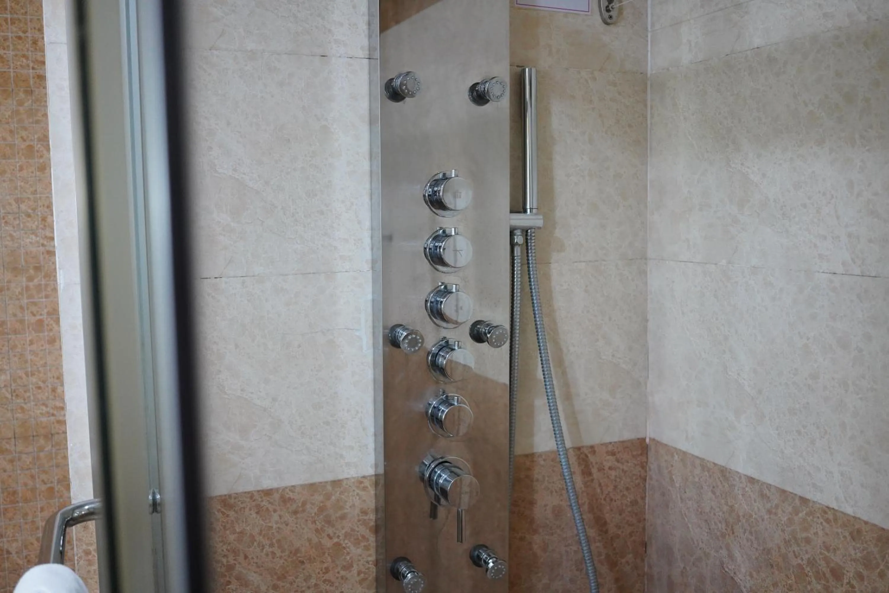 Shower in Long Beach Hotel