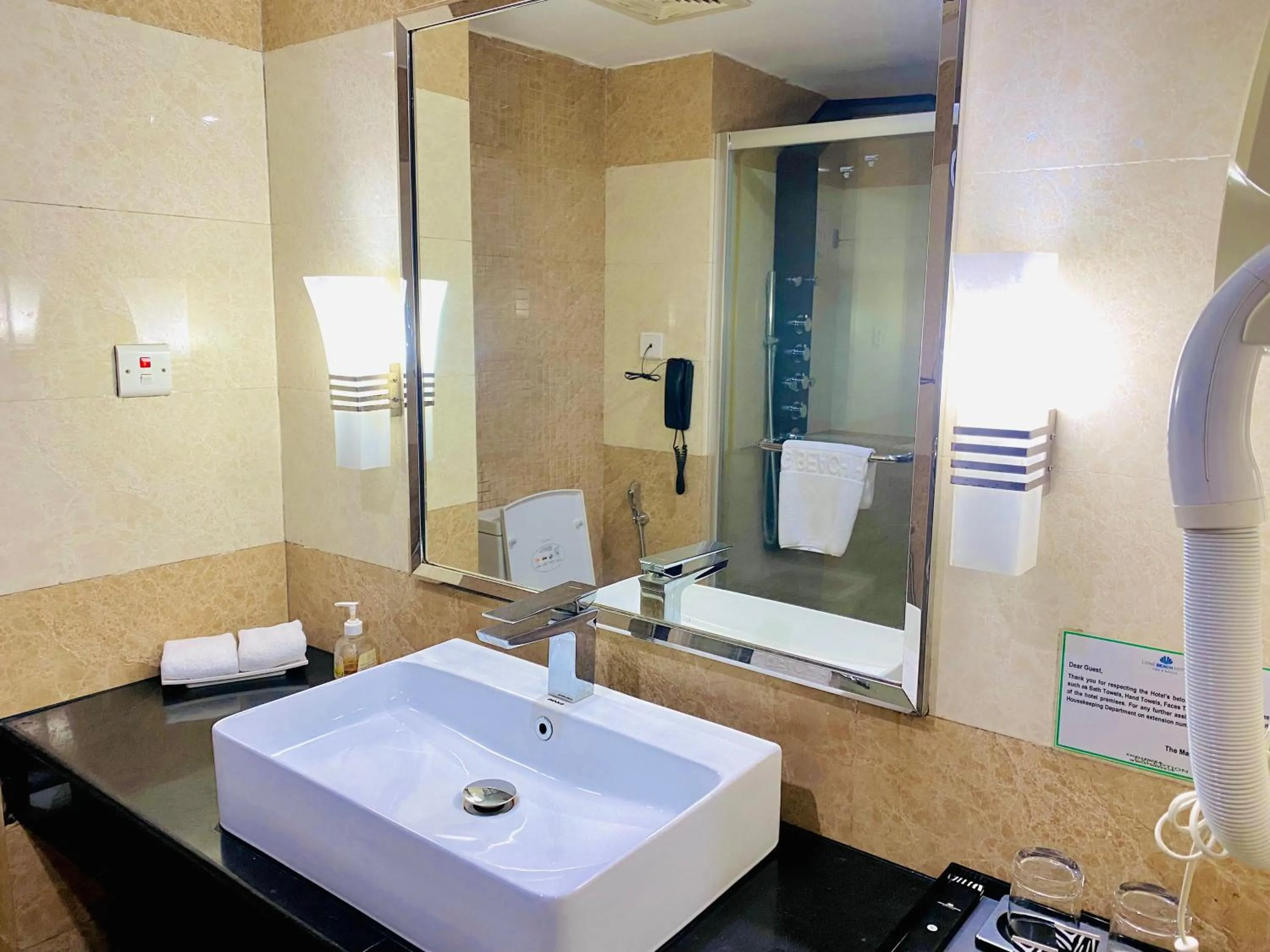 Bathroom in Long Beach Hotel