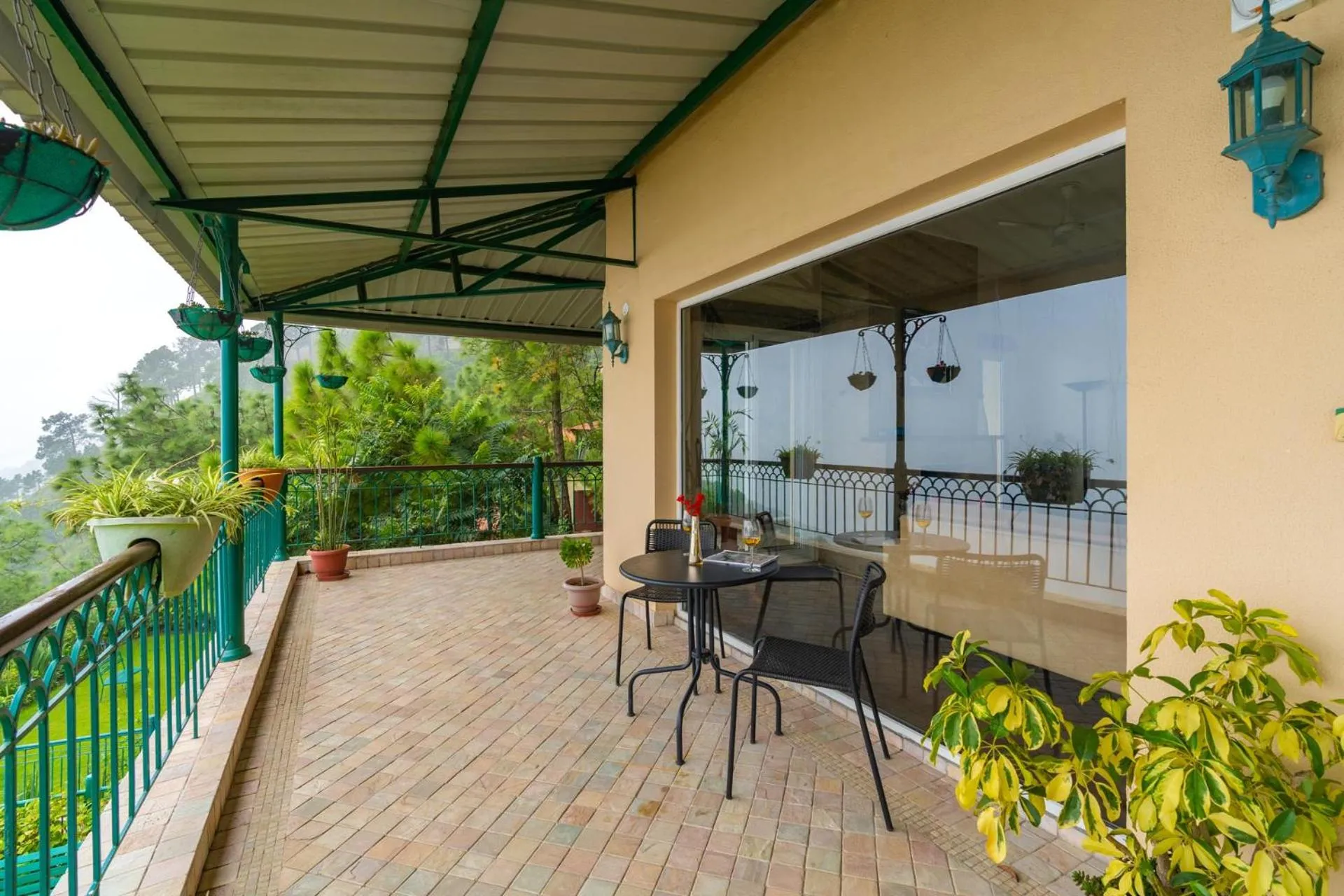 Balcony/Terrace in StayVista at Ludlow House Luxury Villa with Lawn & Fireplace at Mall Road