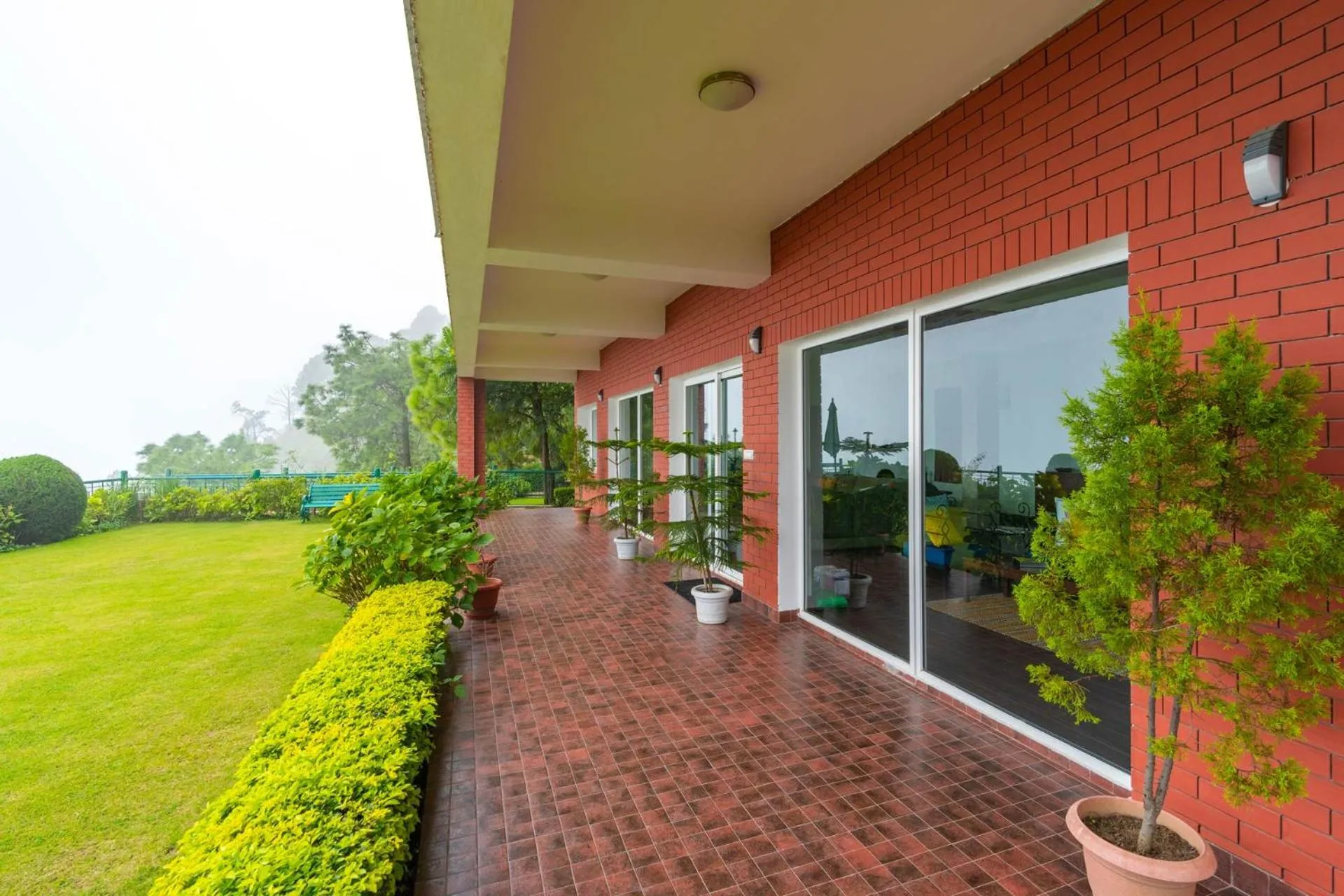 Property building in StayVista at Ludlow House Luxury Villa with Lawn & Fireplace at Mall Road