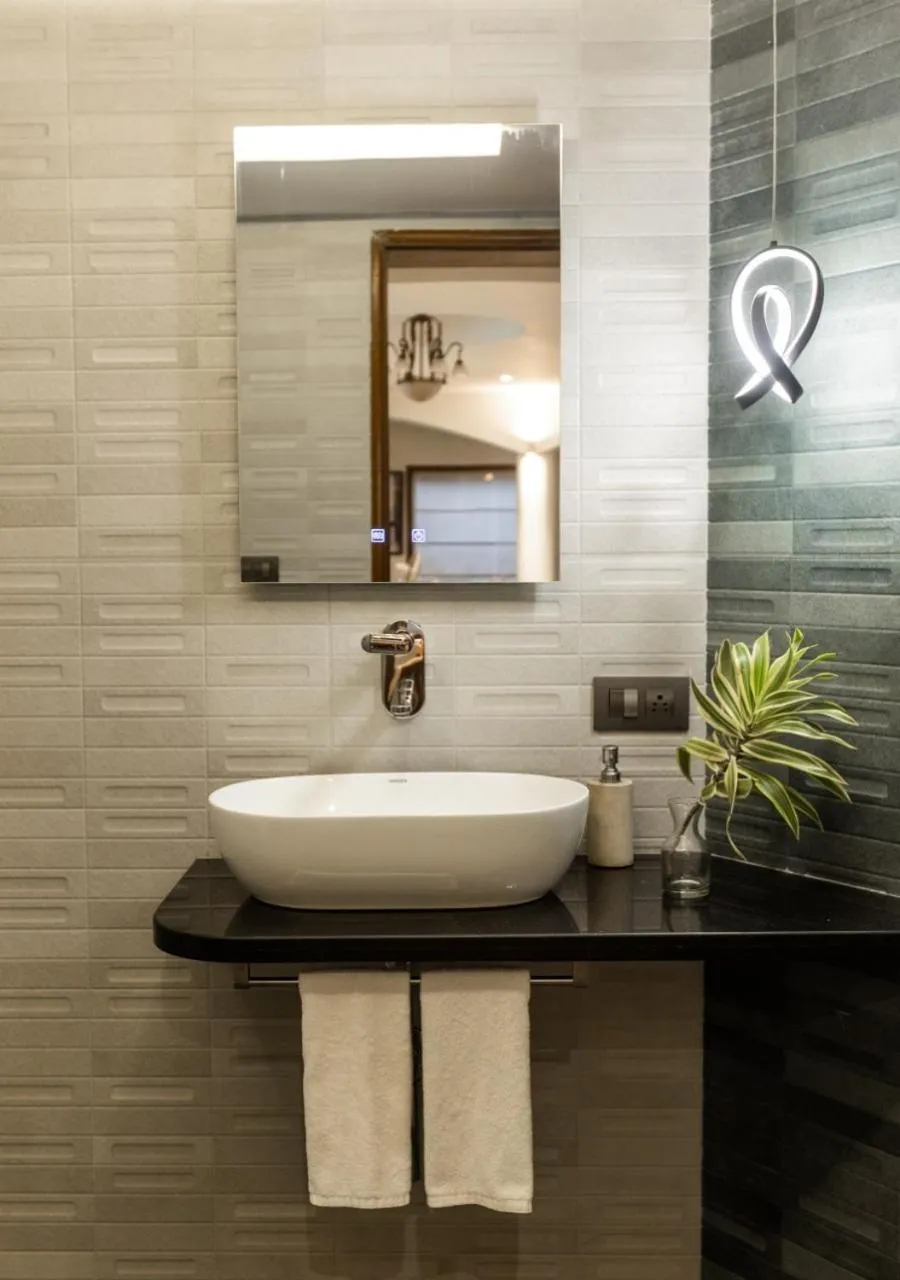 Bathroom in LohonoStays Villa Lani