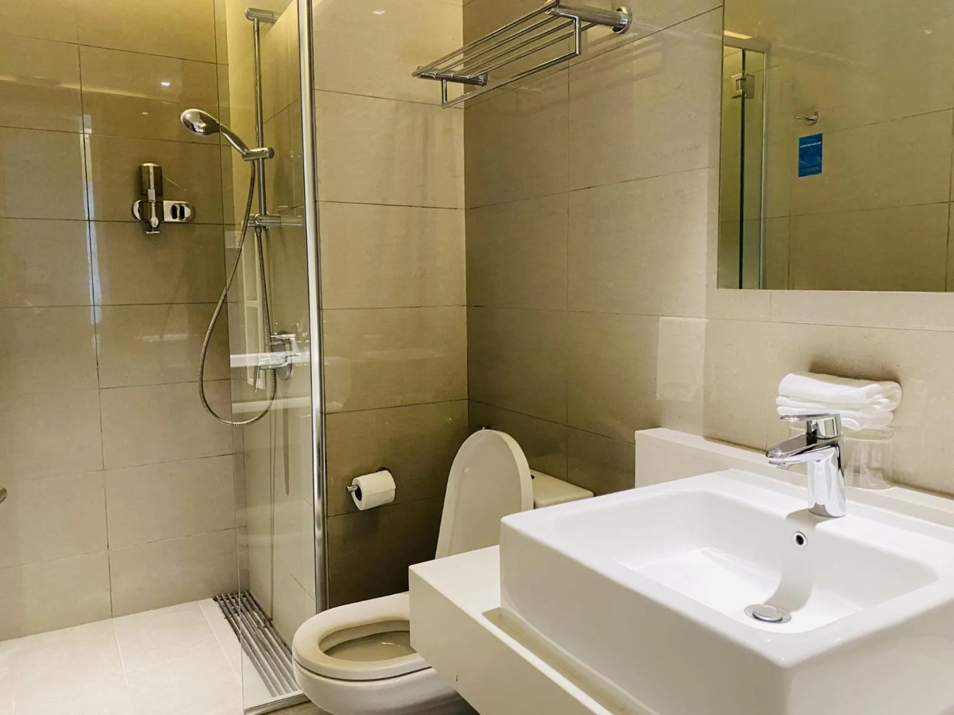 Toilet in Tribeca Serviced Hotel by Millennium