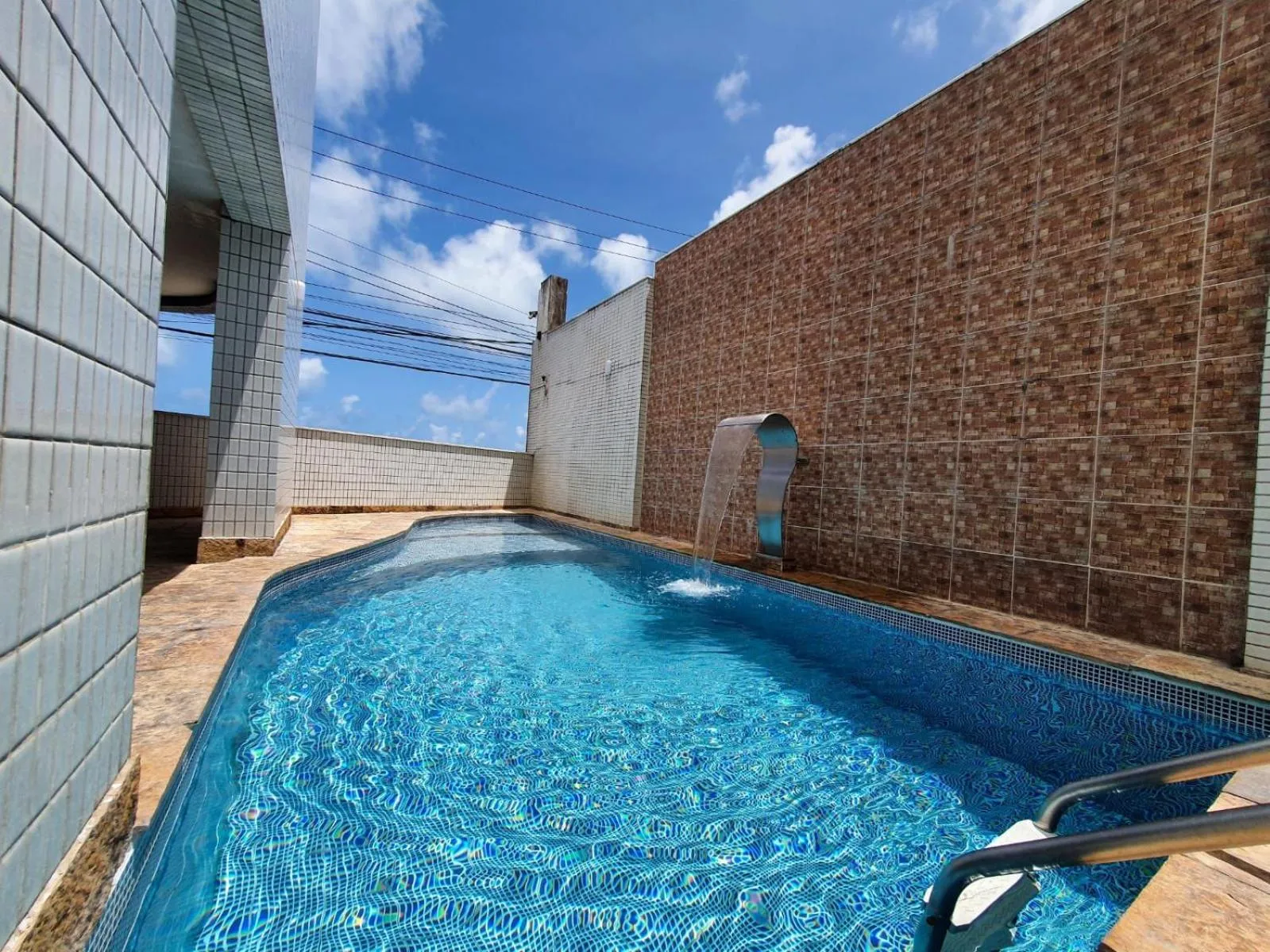 Pool view in Ponta Negra Flat