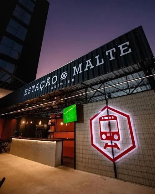 Restaurant/places to eat in Ponta Negra Flat