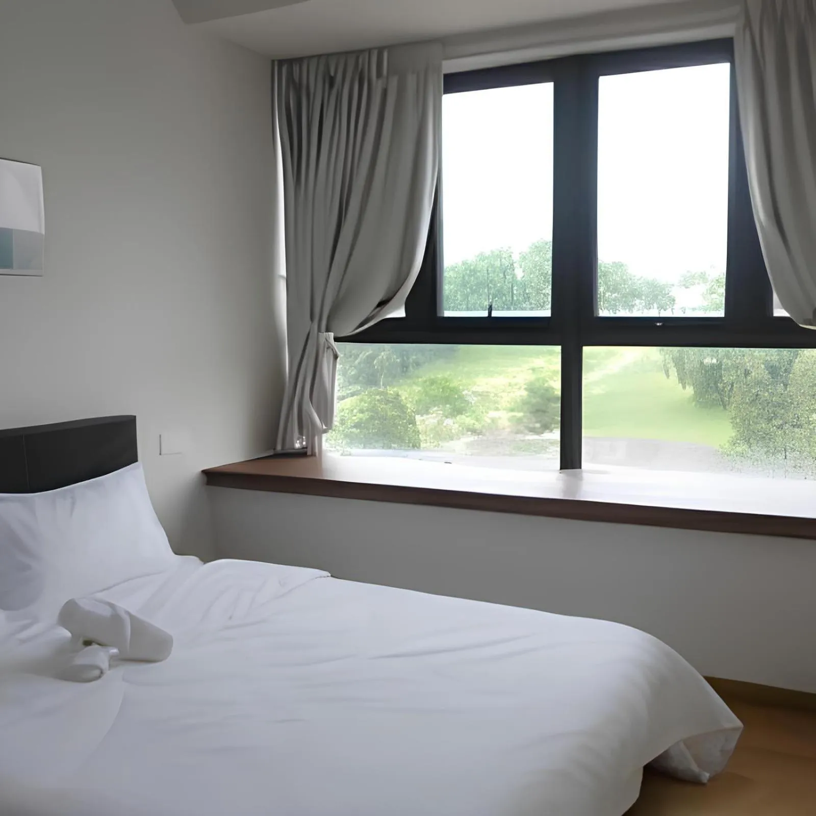 Cityview 2BR Country Garden Danga Bay - Natol