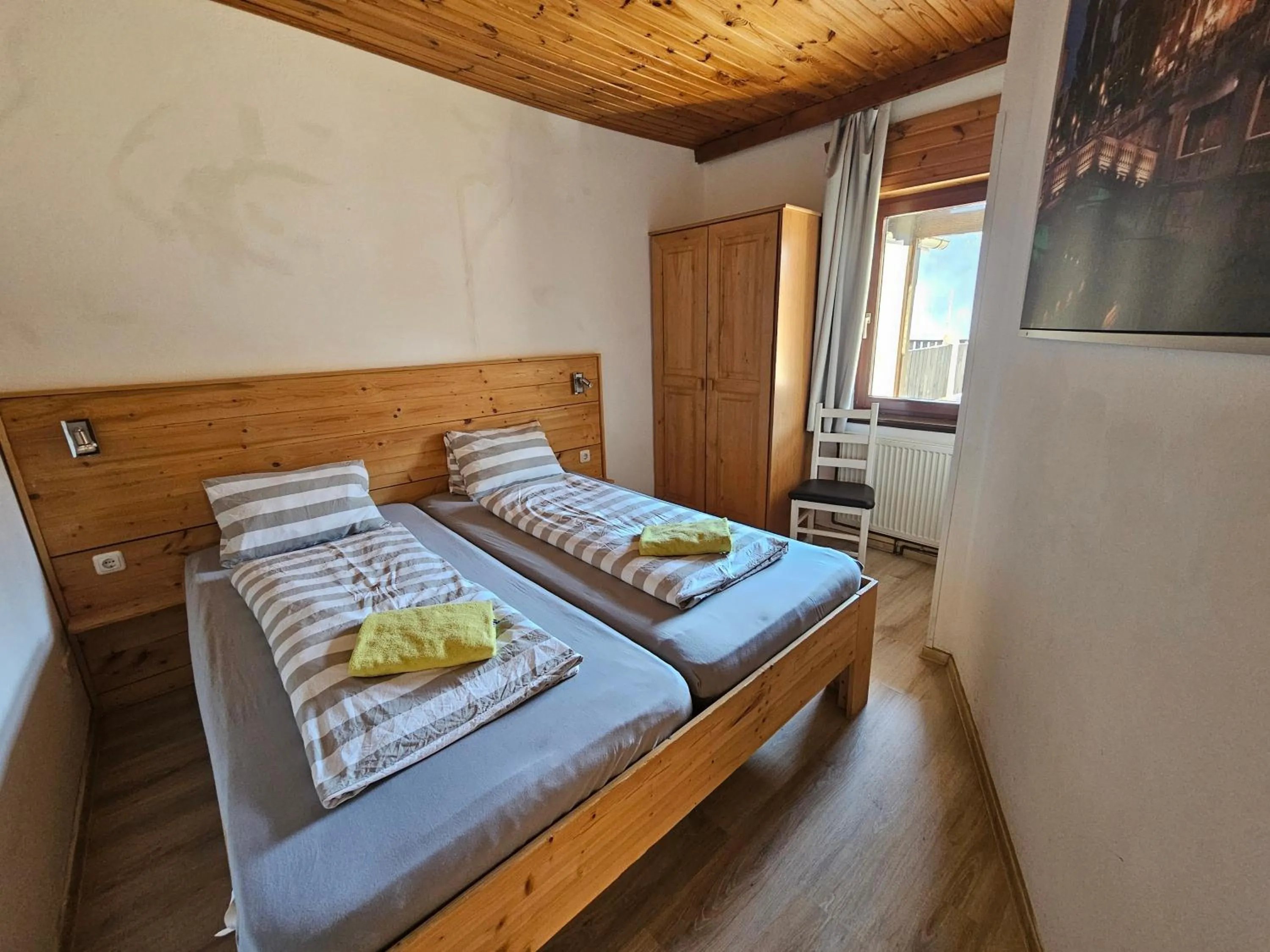 Bedroom, Bed in Karawanken Lodge