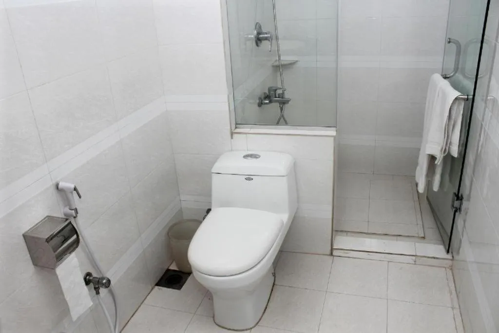 Meridian Hotel & Restaurant