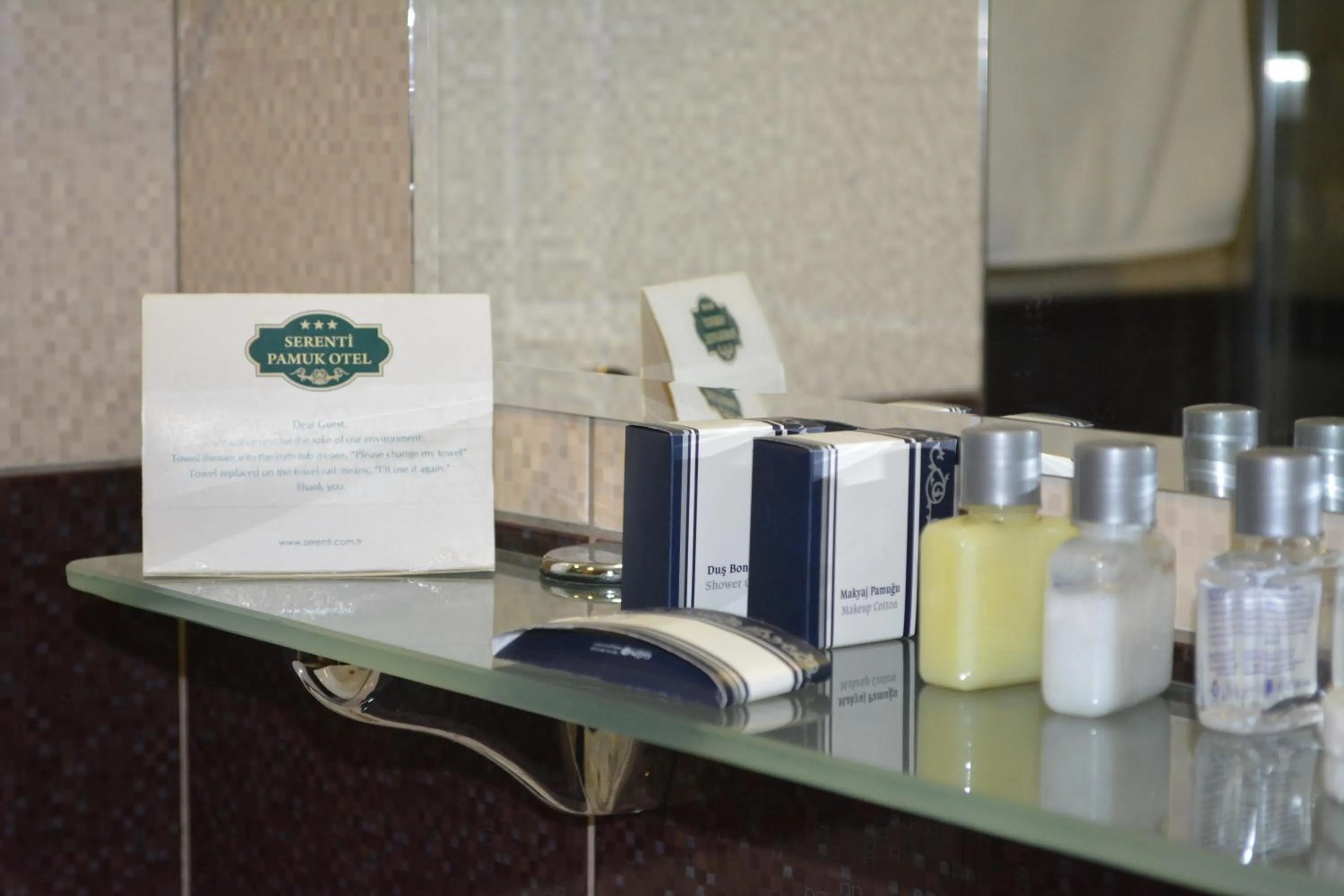 Bathroom in Serenti Pamuk Hotel