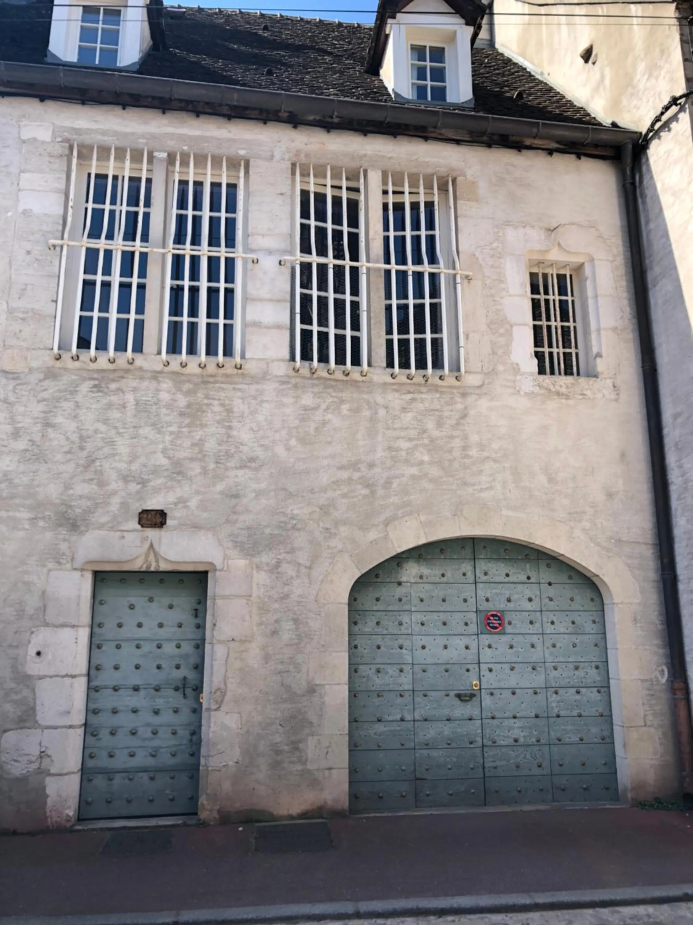 Property building in La Tonnellerie