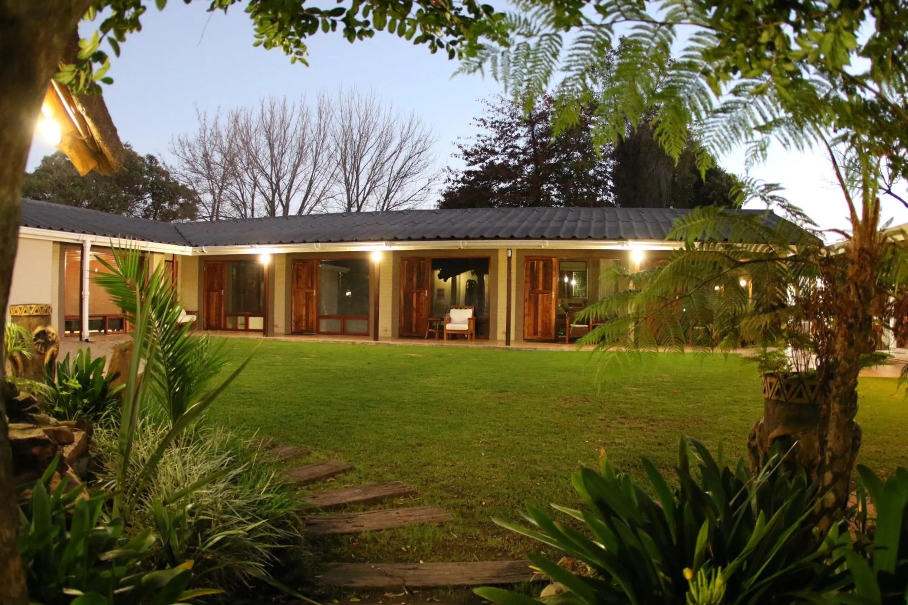 Property building in Mountain Dew Guest House