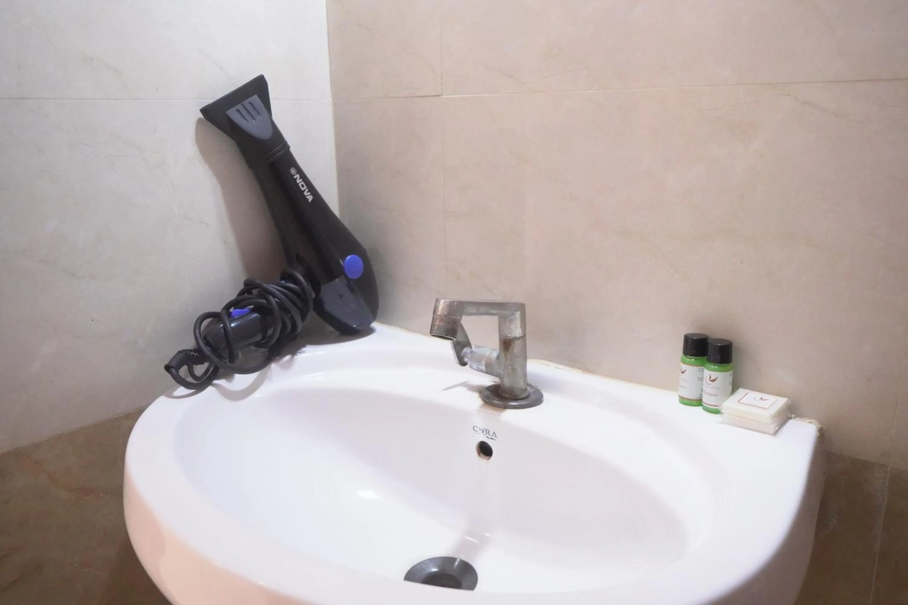 Bathroom in Hotel Golden Suites