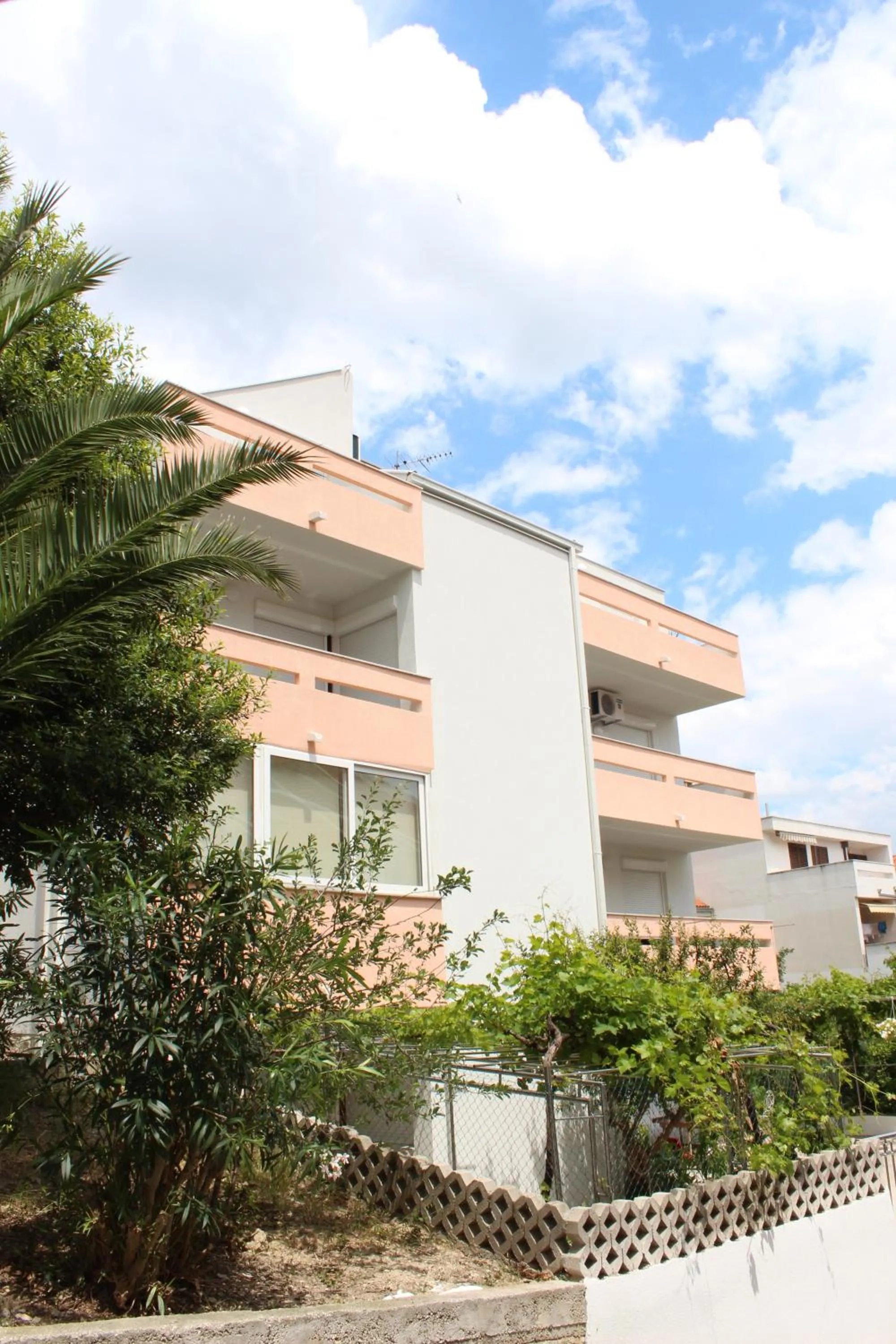 Facade/entrance in Apartments Cordis