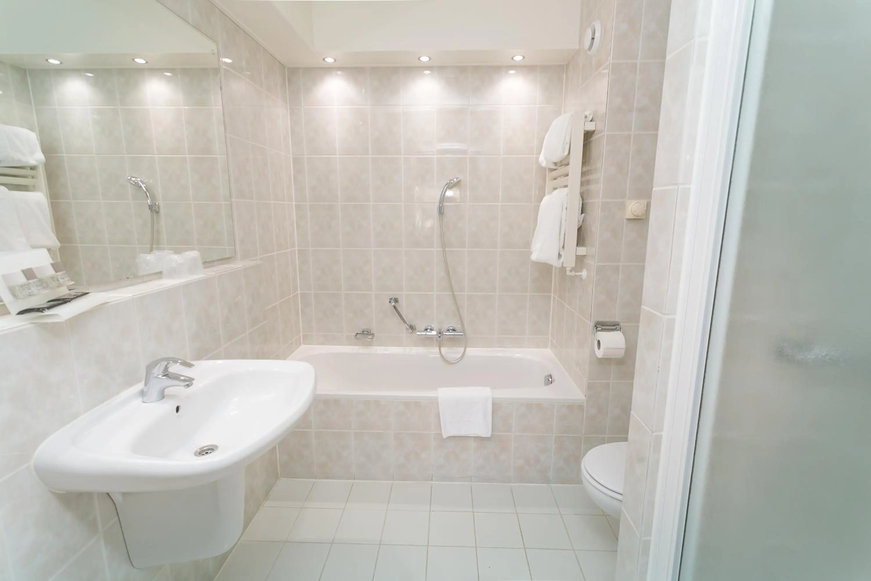 Van der Valk Hotel Avifauna