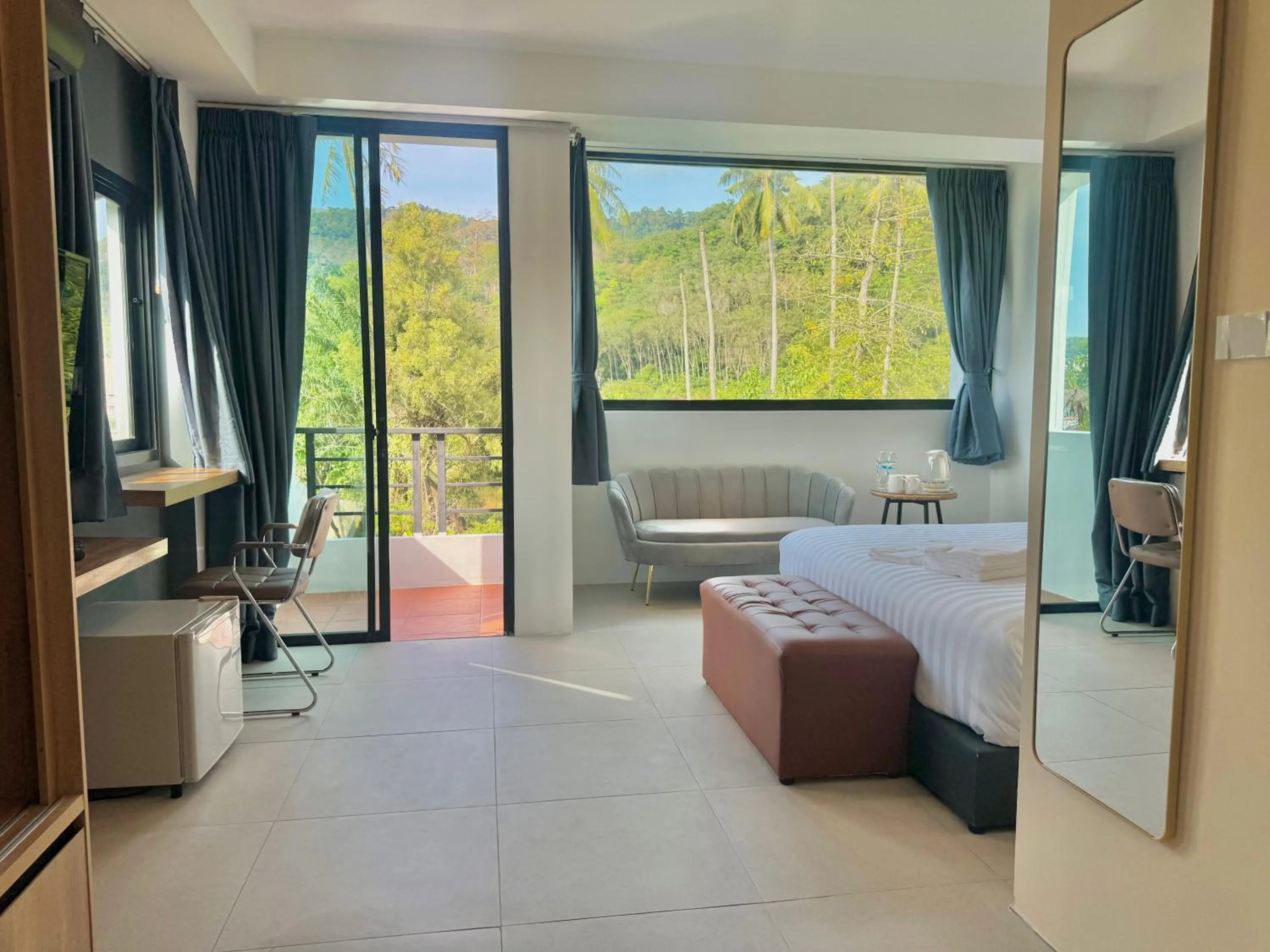 Photo of the whole room, Bed in Kefir Phuket