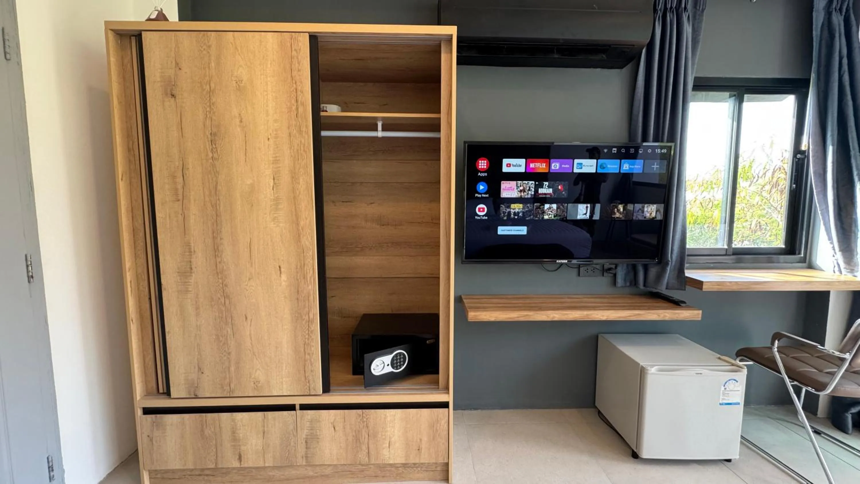 wardrobe in Kefir Phuket