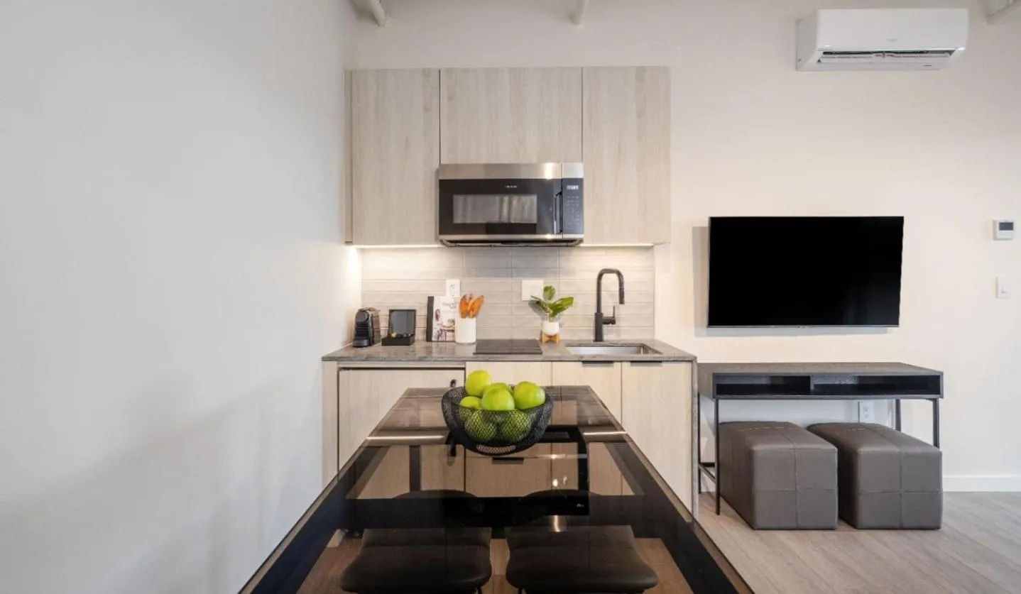 kitchen in Steveston Waterfront Hotel