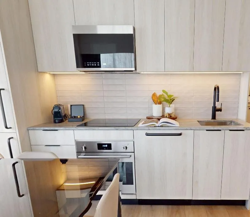 kitchen in Steveston Waterfront Hotel