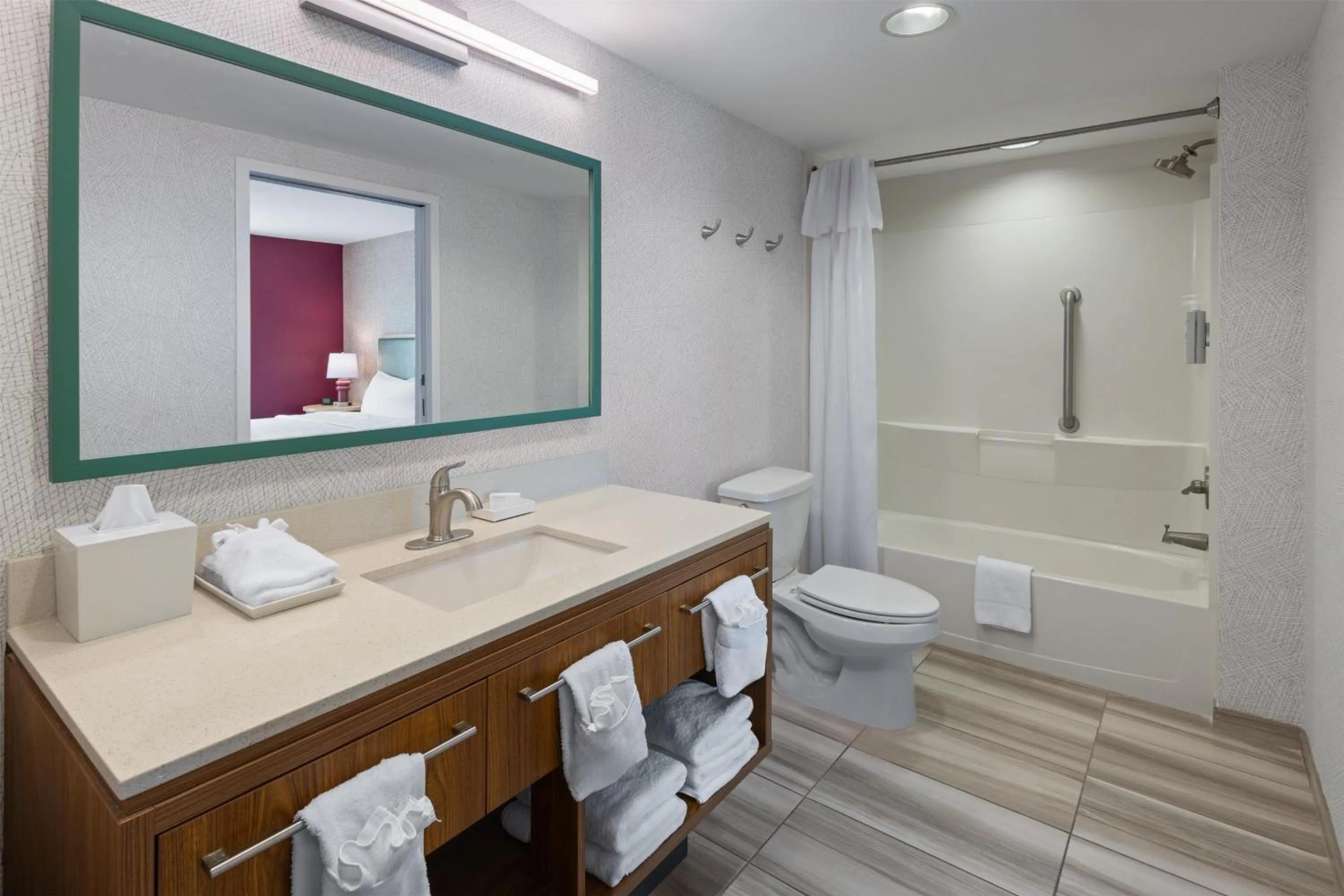 Bathroom in Home2 Suites Dover