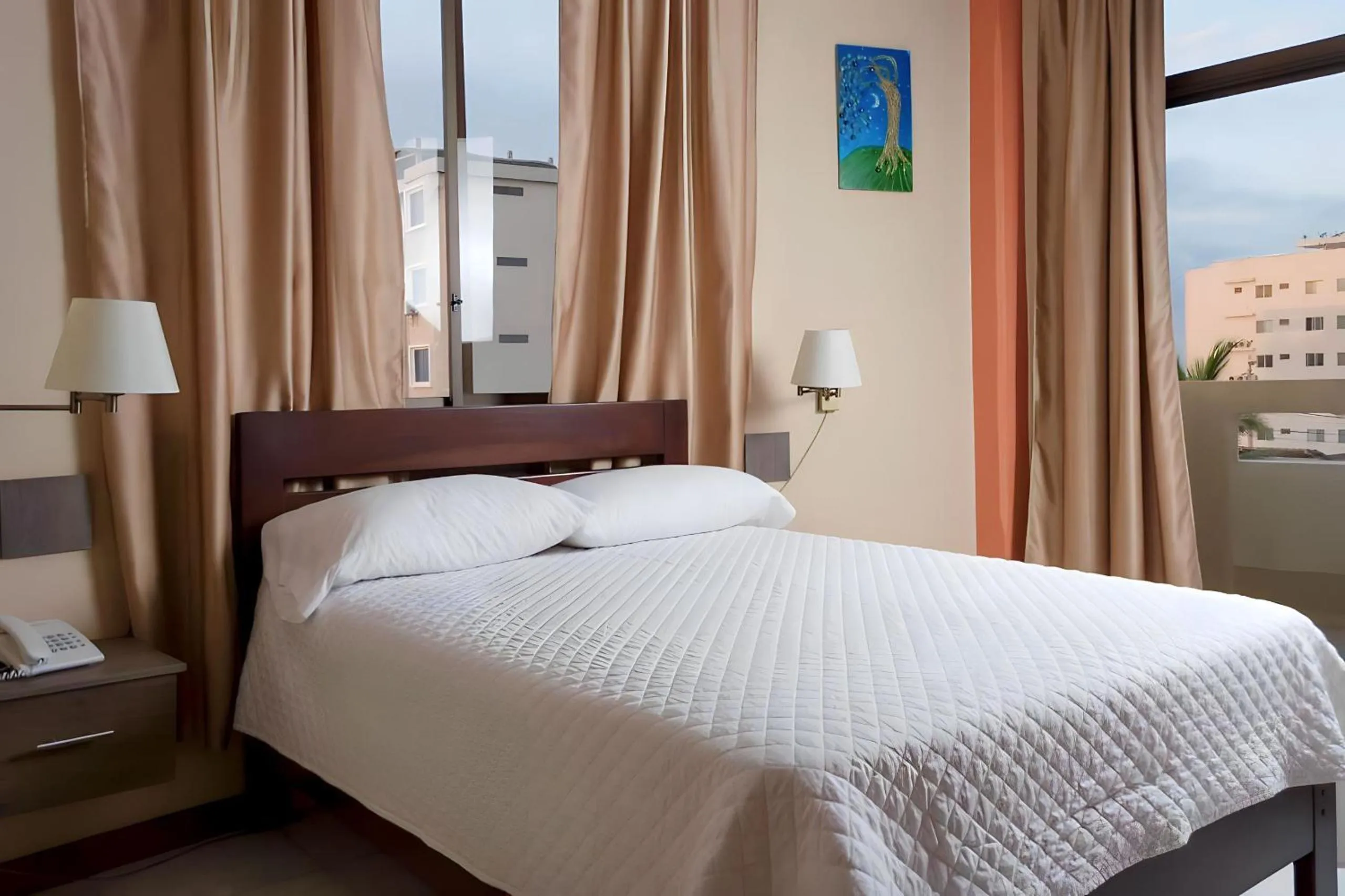 Bedroom, Bed in HOTEL MANTA BEACH MADRIGAL