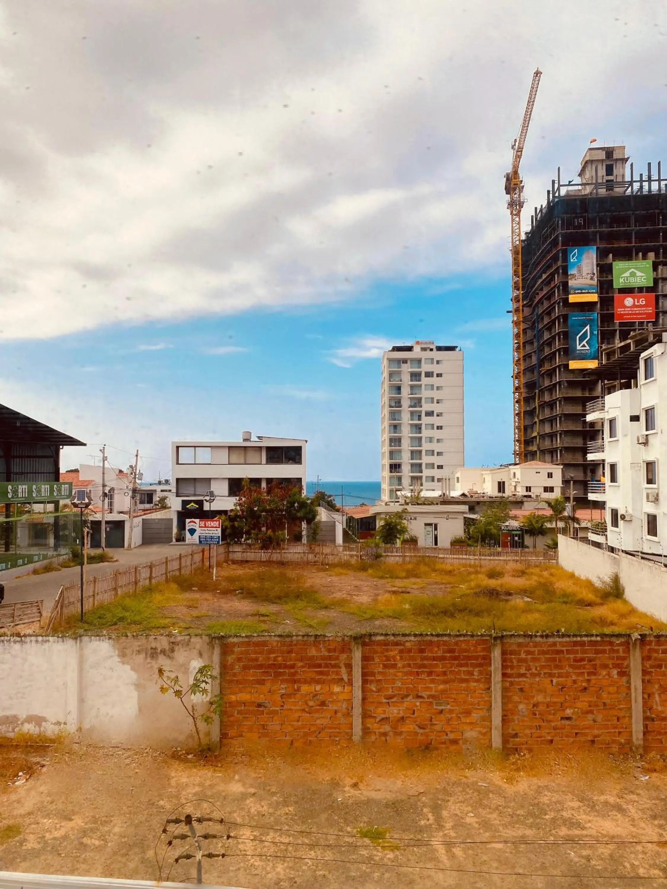 HOTEL MANTA BEACH MADRIGAL