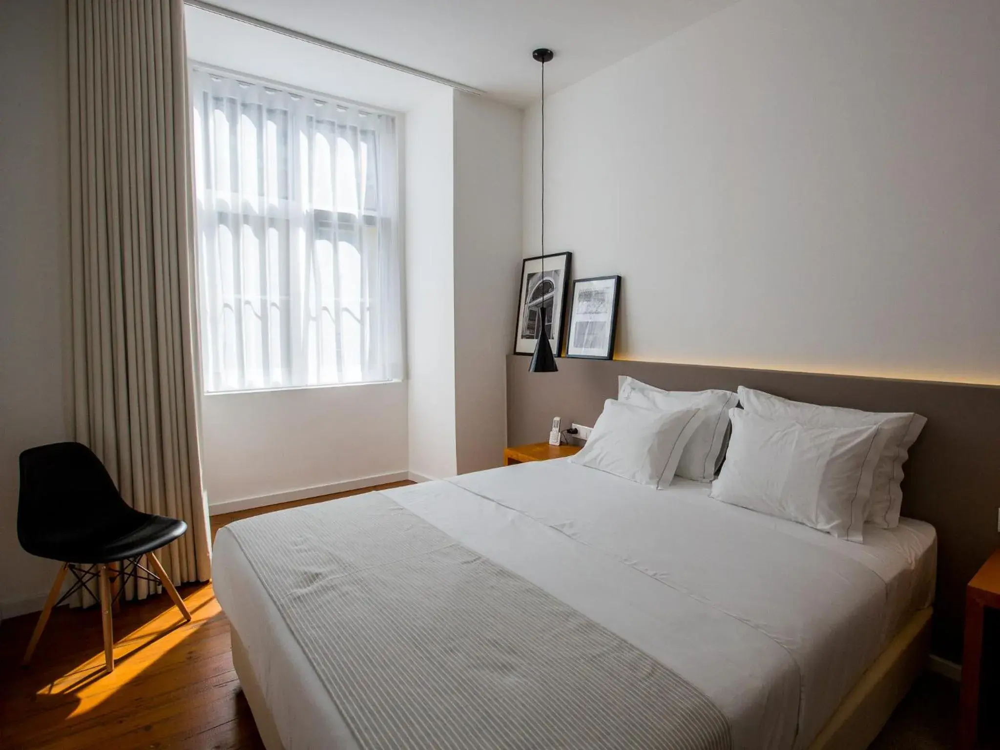 Comfort Double Room or Twin Room in The 8 - Downtown Suites Comfort Double Room or Twin Room in The 8 - Downtown Suites