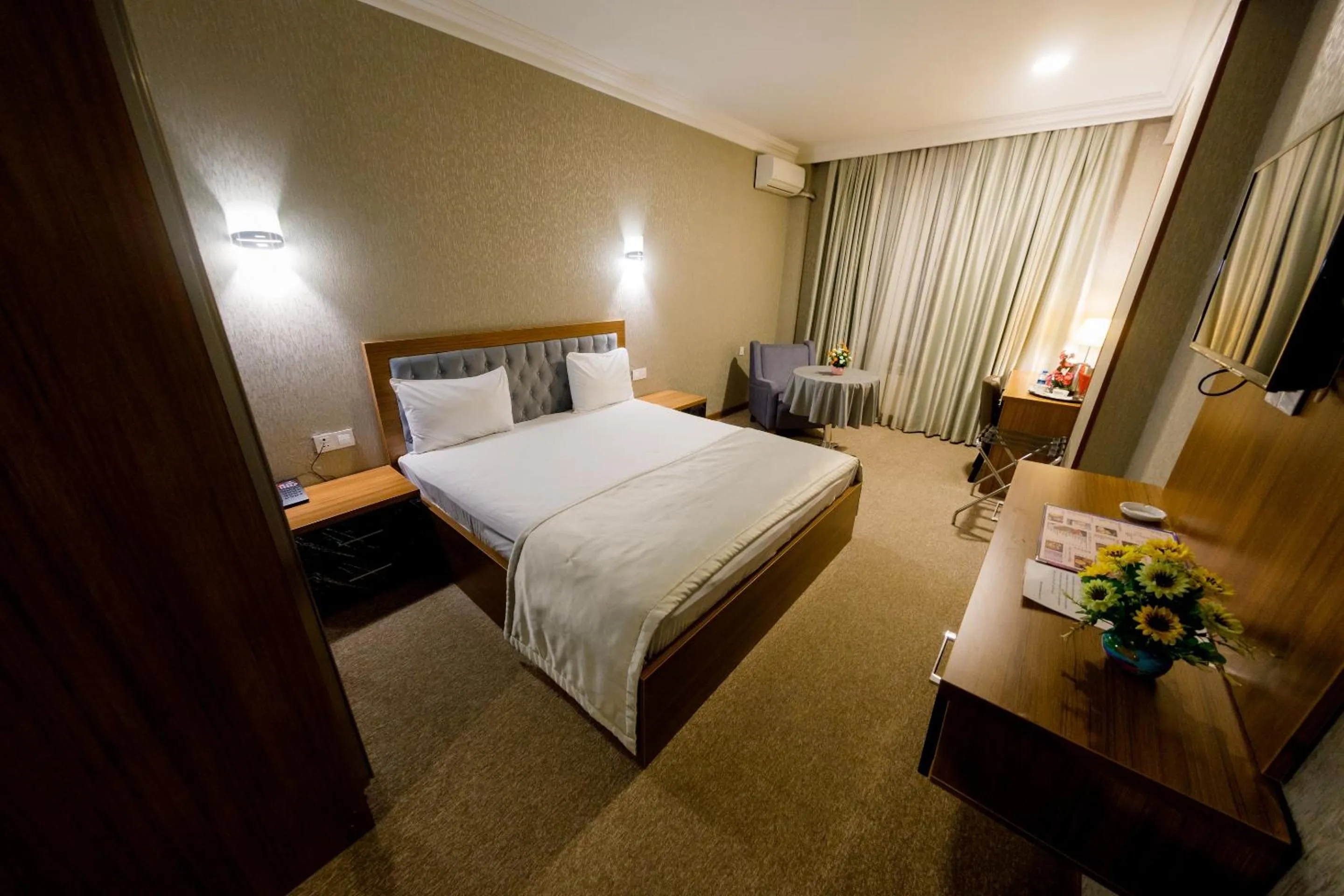 Bed in Royal Sapphire Baku