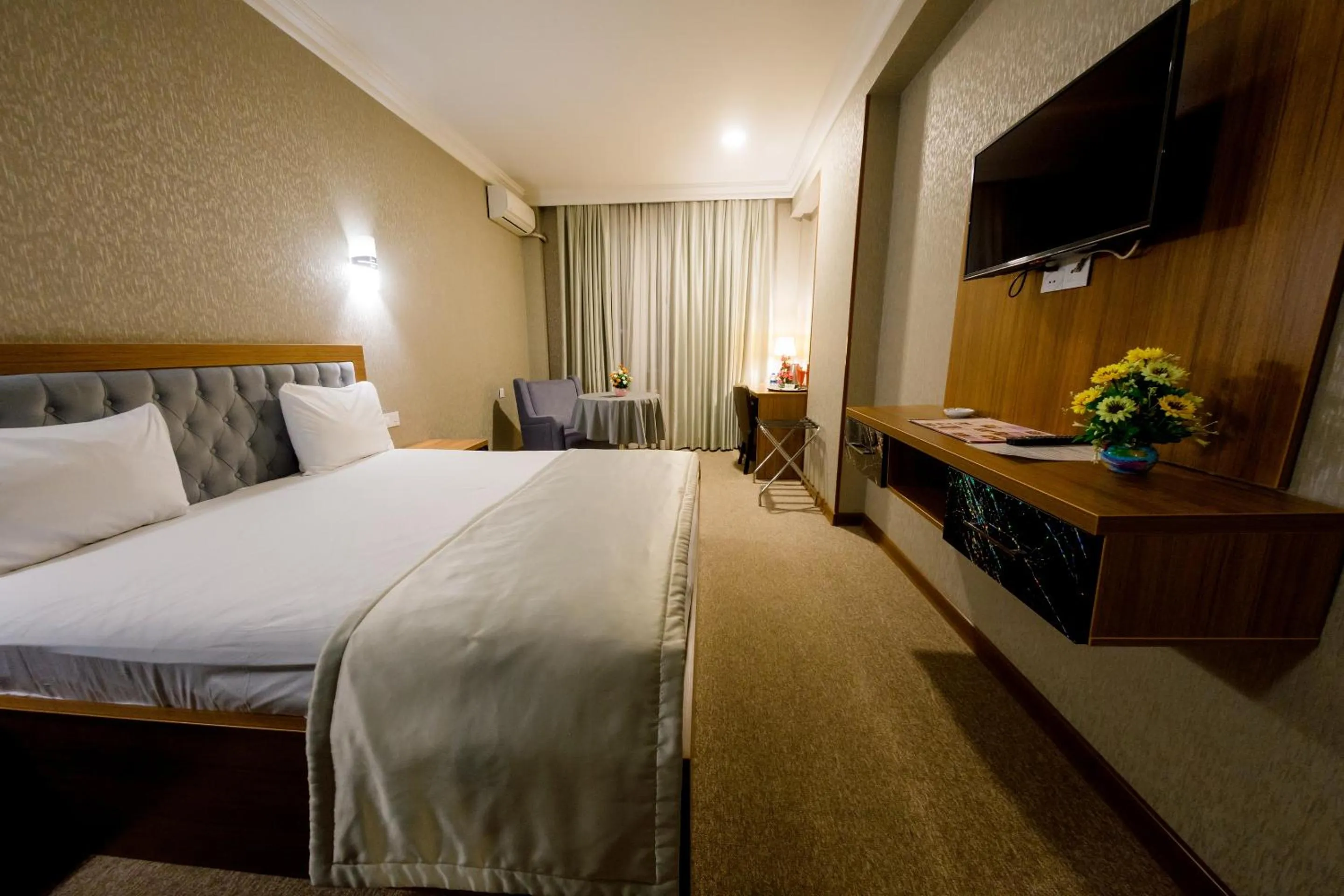 Bed in Royal Sapphire Baku