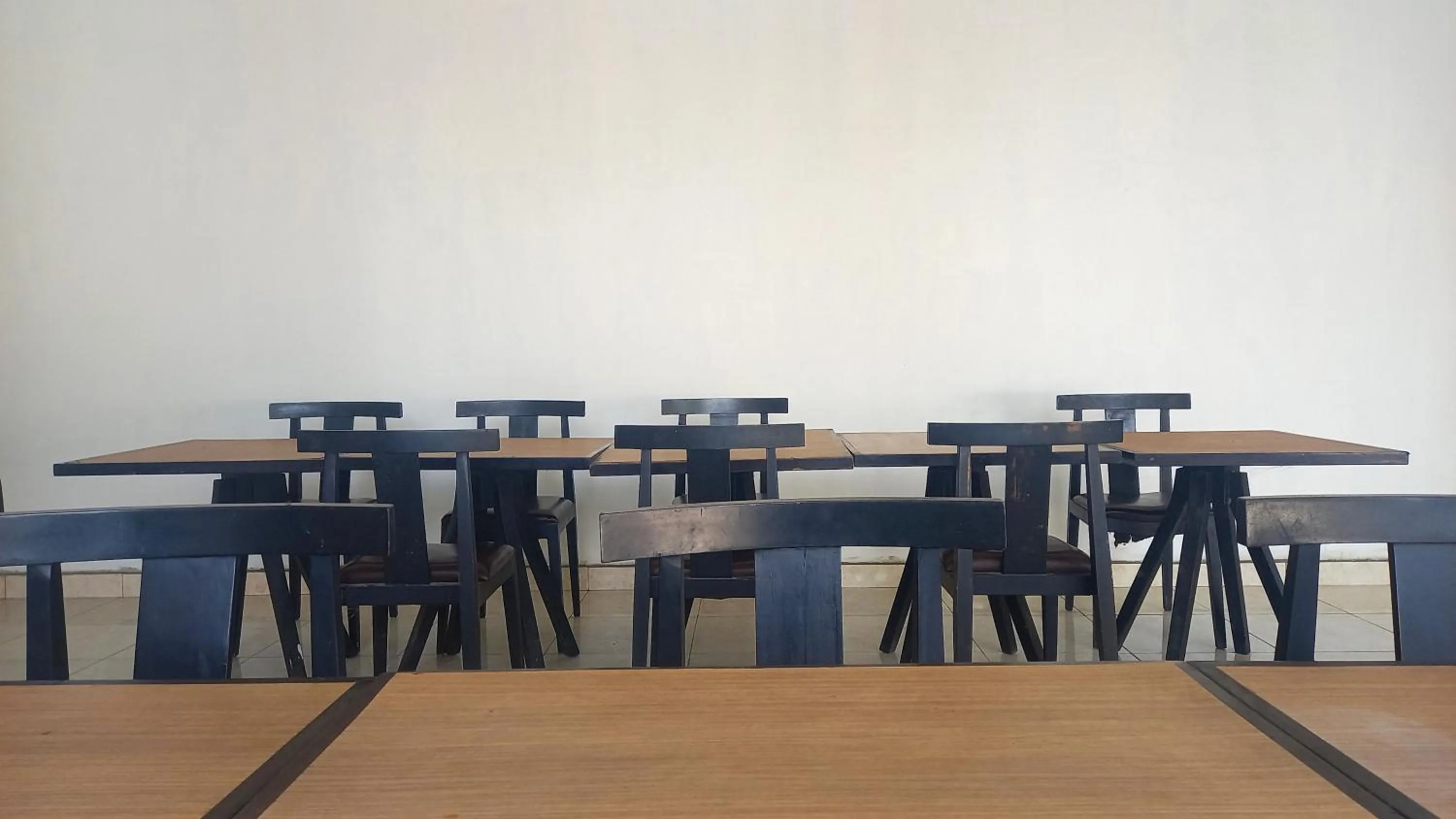 Restaurant/places to eat in Sisilia Hotel