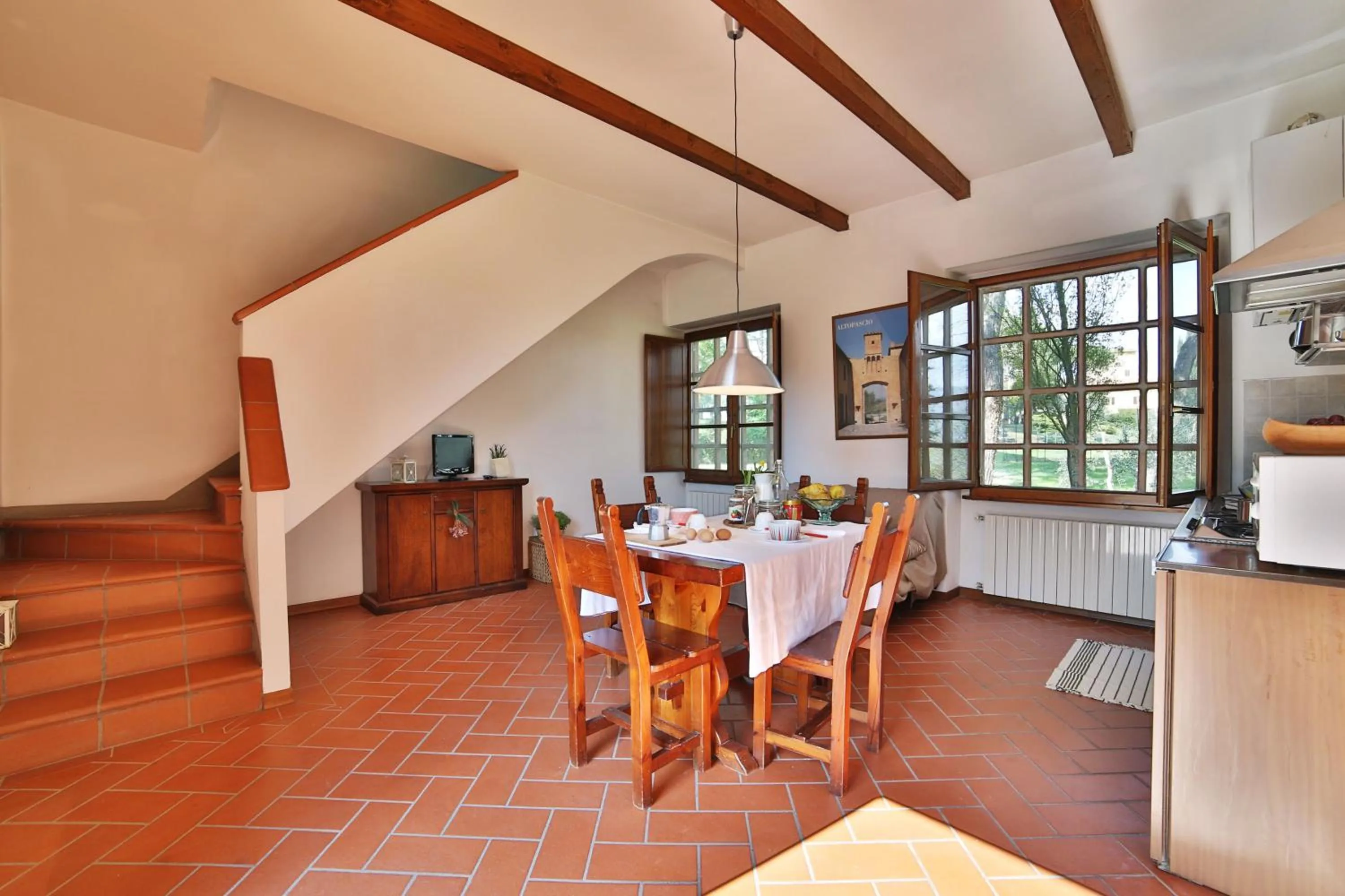 Kitchen or kitchenette in Fattoria Pagnana Suites & Pool