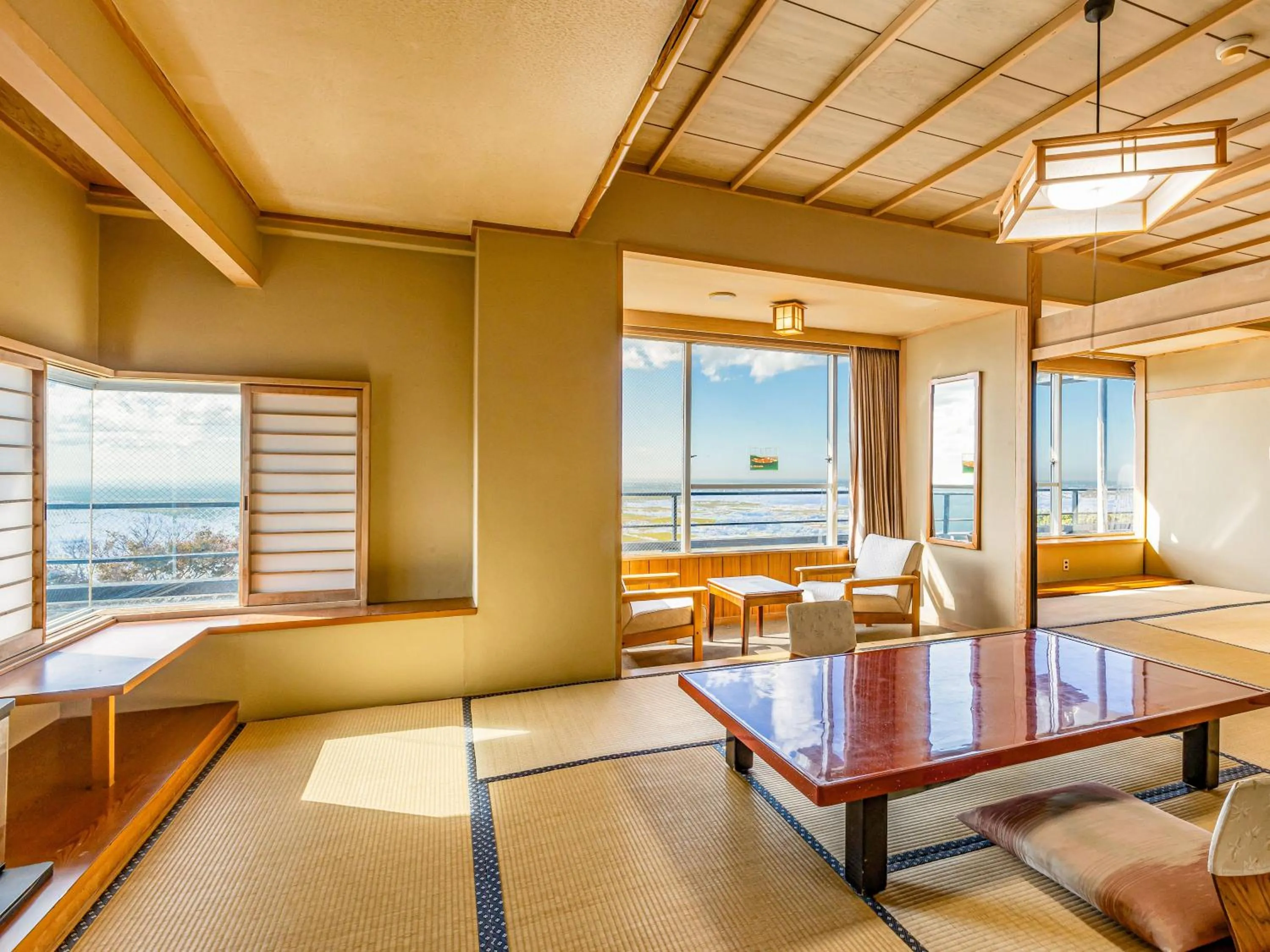 Photo of the whole room in Kamenoi Hotel Tsukubasan