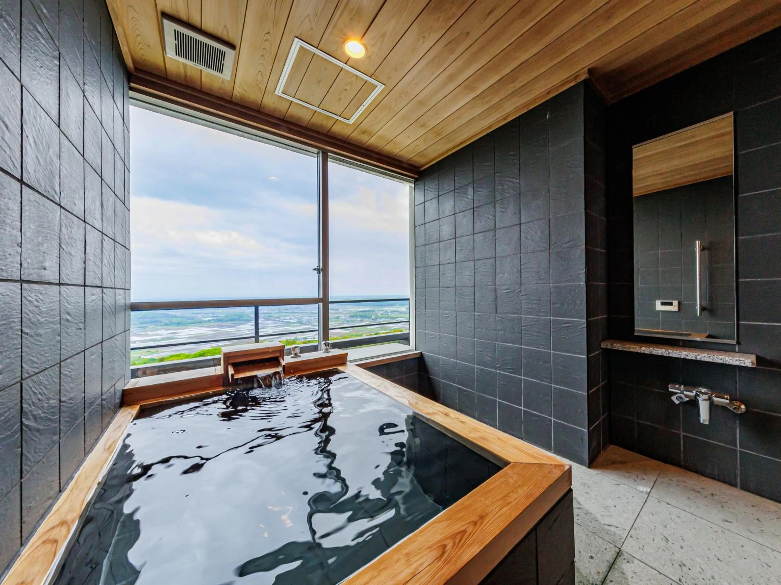 Bathroom in Kamenoi Hotel Tsukubasan
