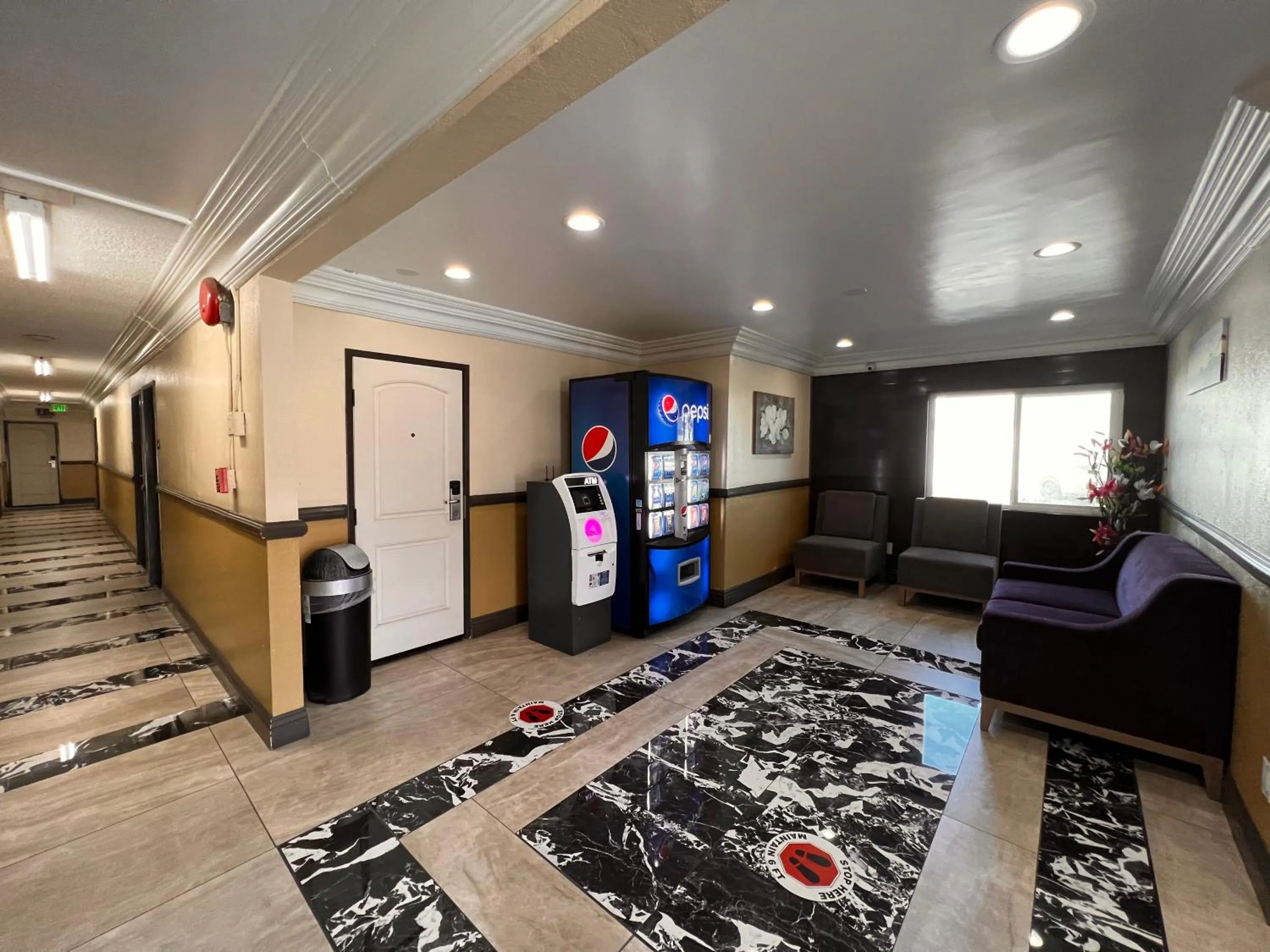 Lobby or reception in The Patio Motel - Los Angeles, LAX