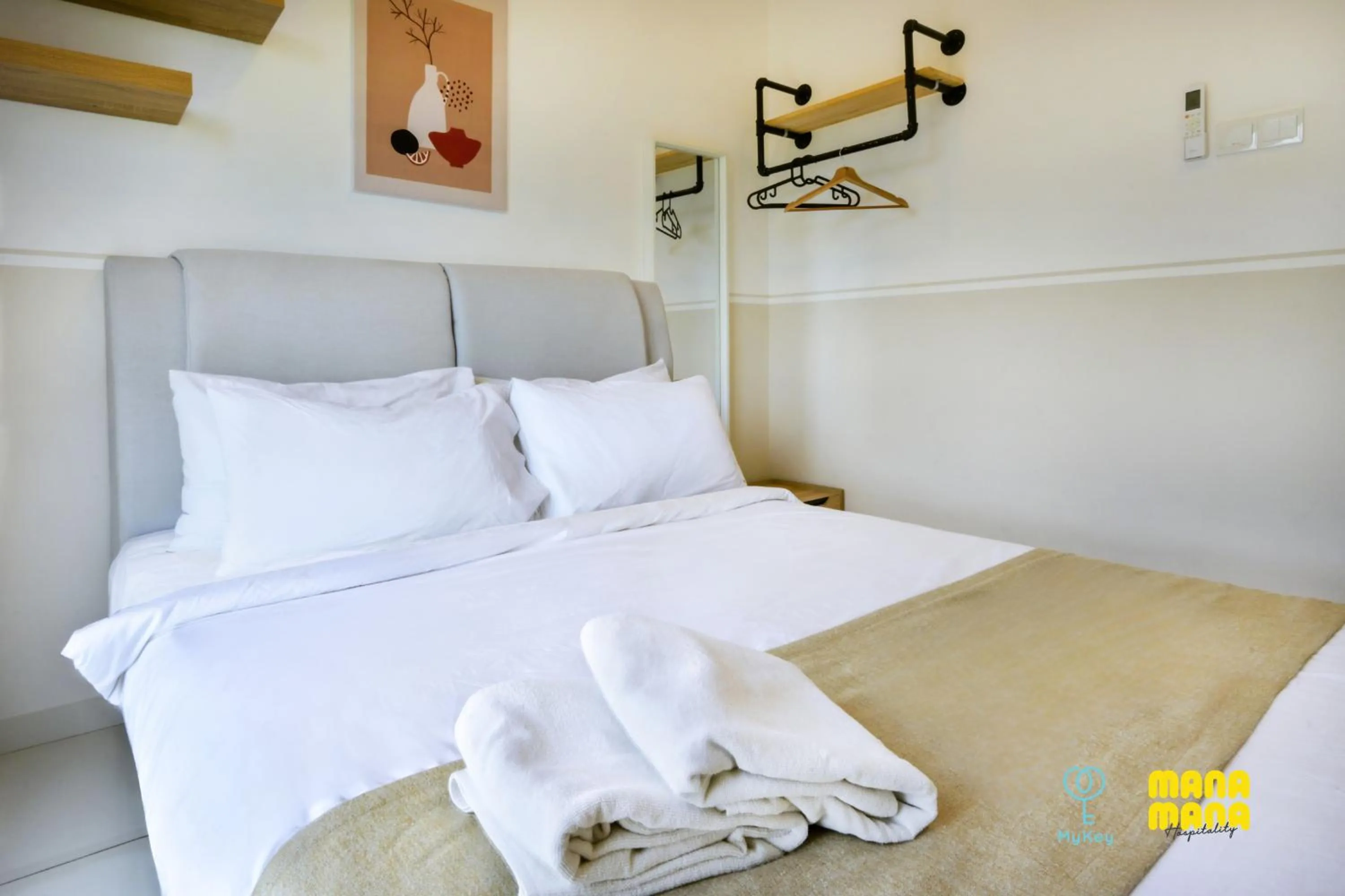 Bed in The Horizon by MyKey