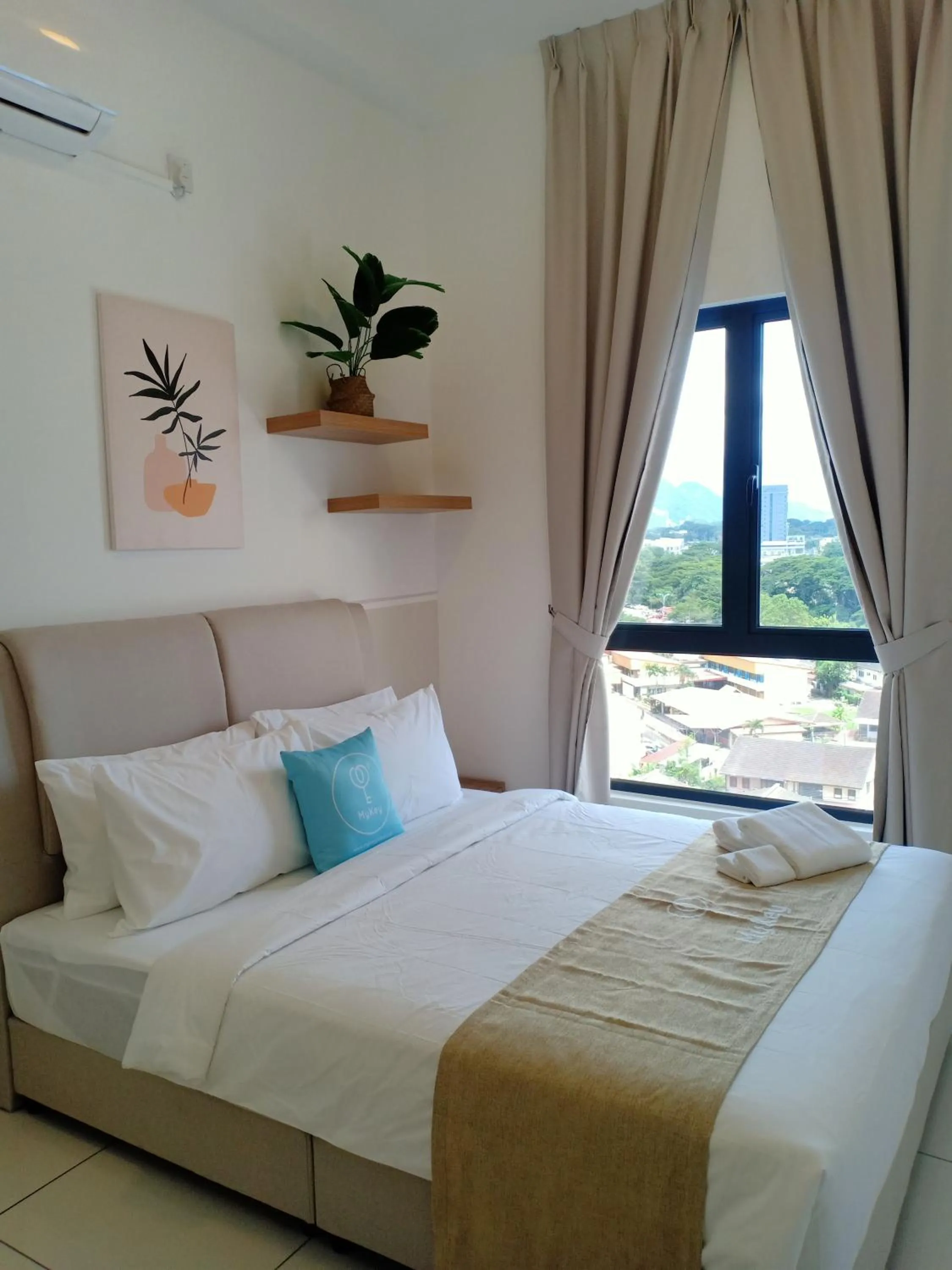 Bedroom, Bed in The Horizon by MyKey