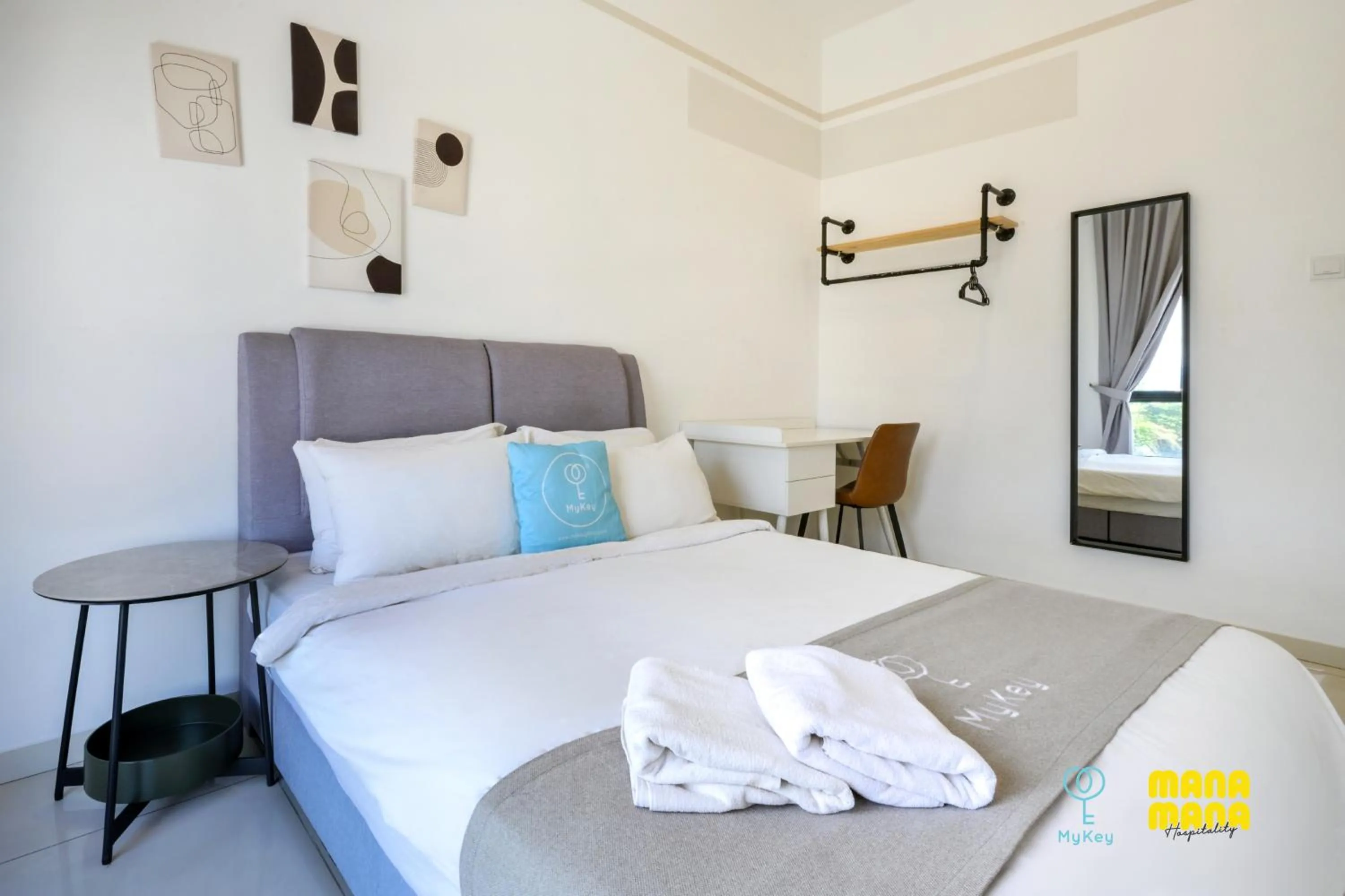 Bed in The Horizon by MyKey