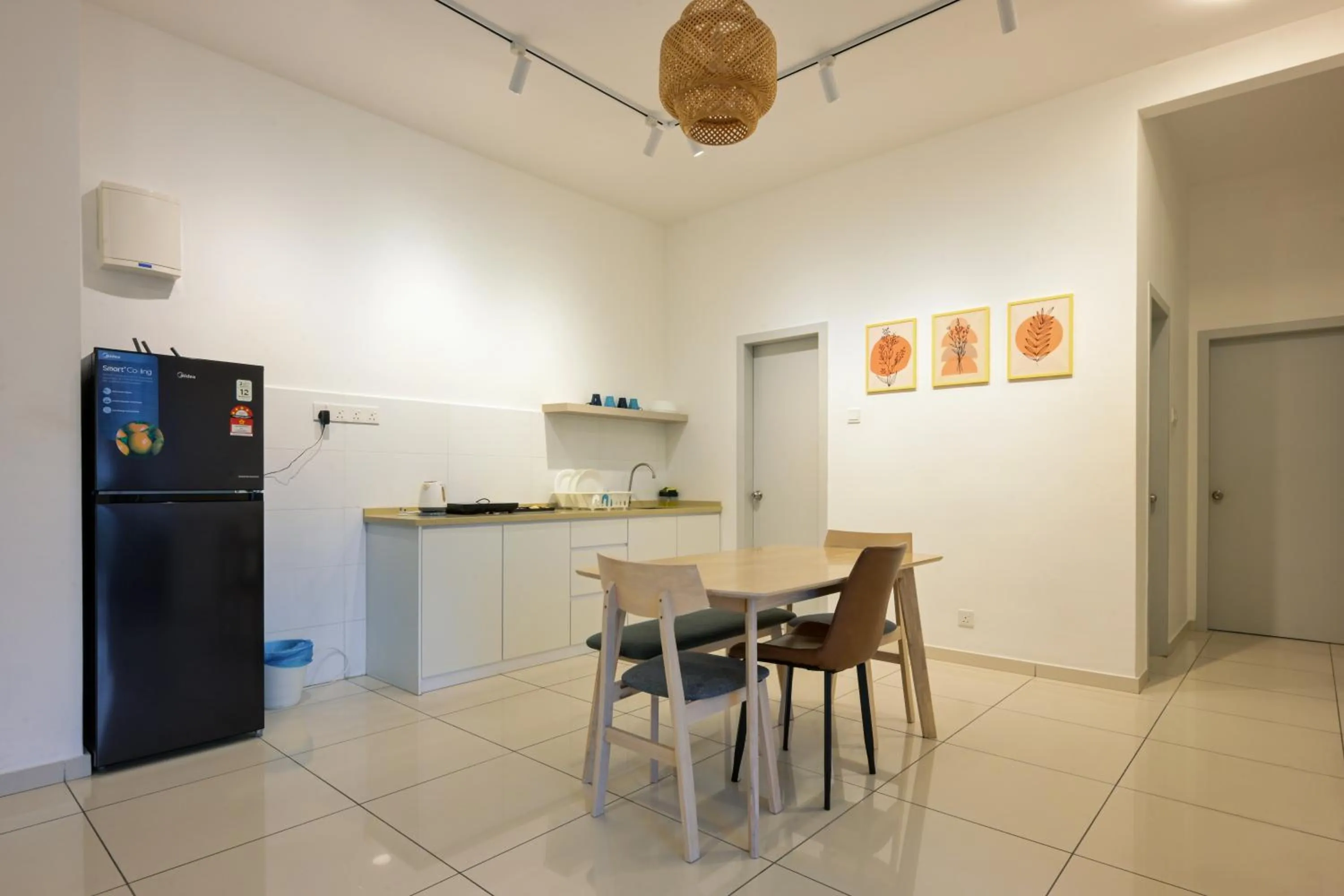 Kitchen or kitchenette in The Horizon by MyKey