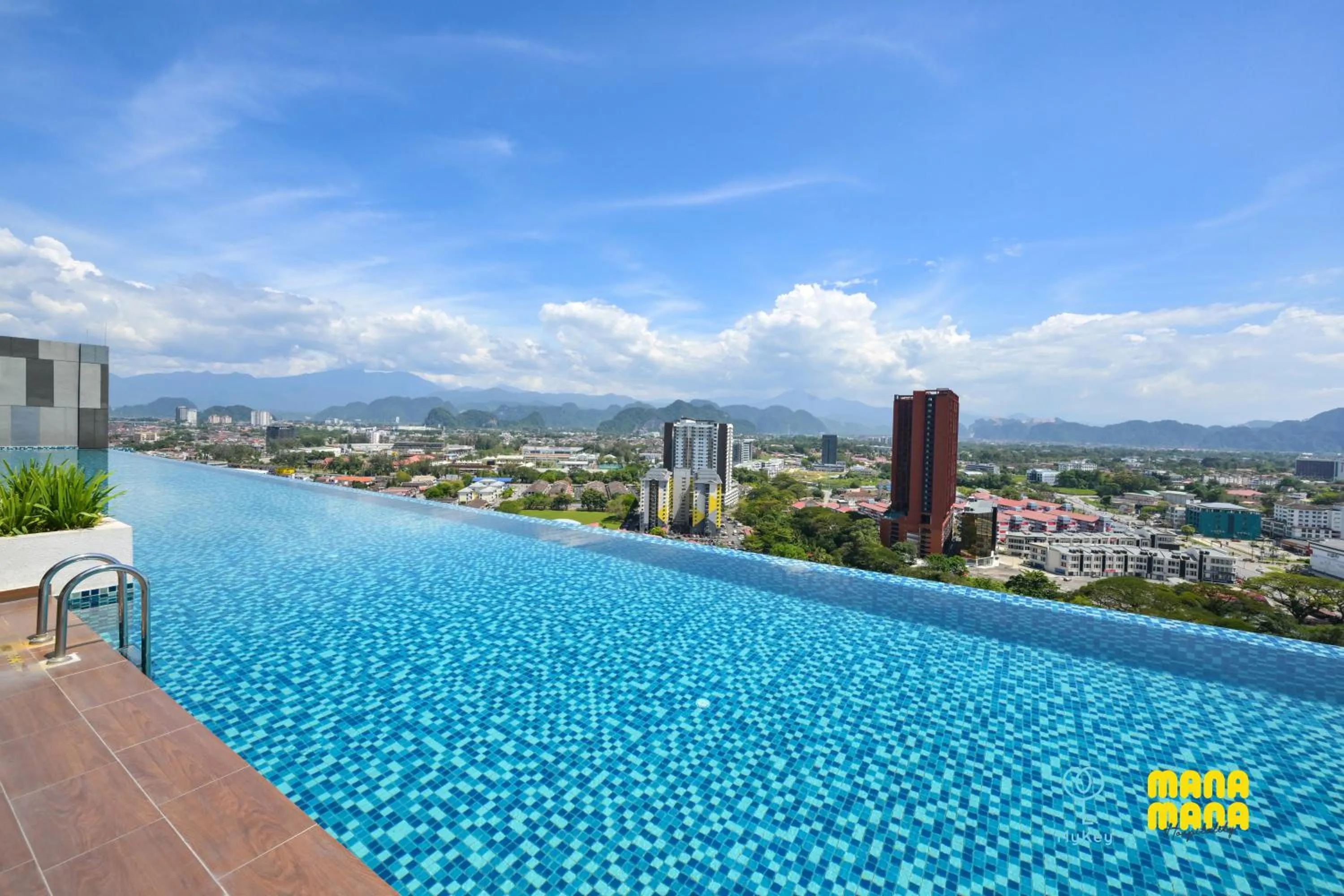 Swimming pool in The Horizon by MyKey