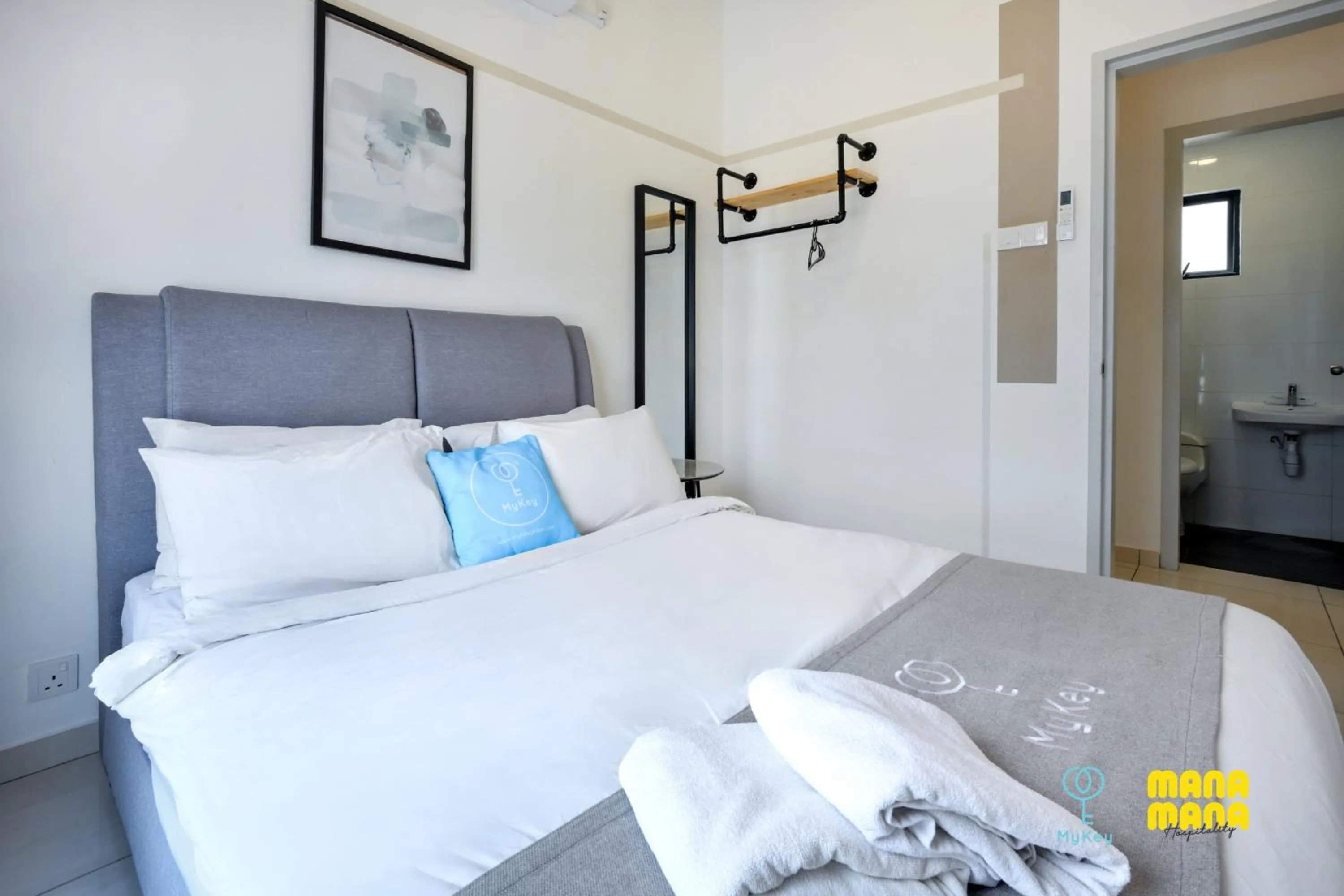 Bed in The Horizon by MyKey