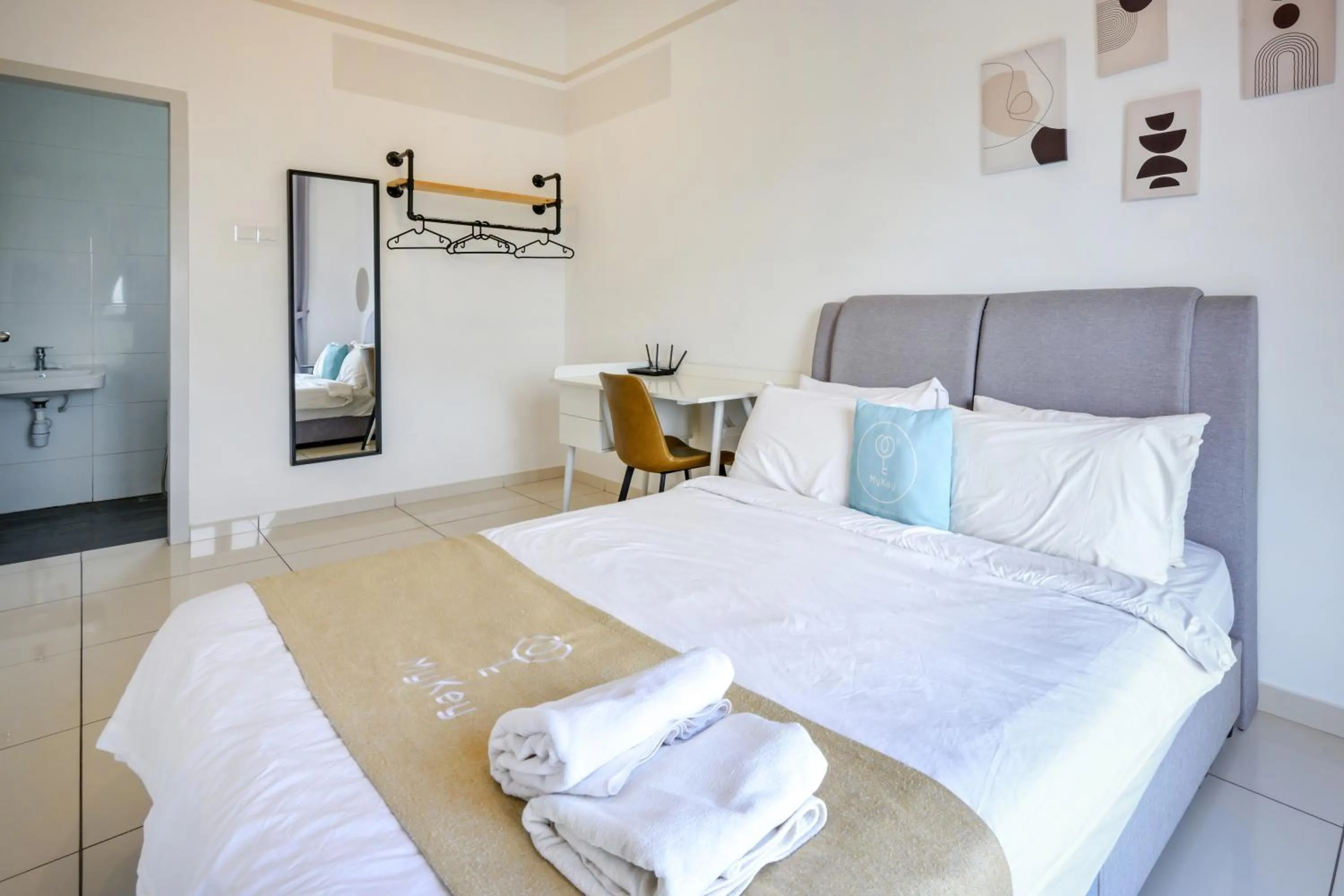 Bed in The Horizon by MyKey