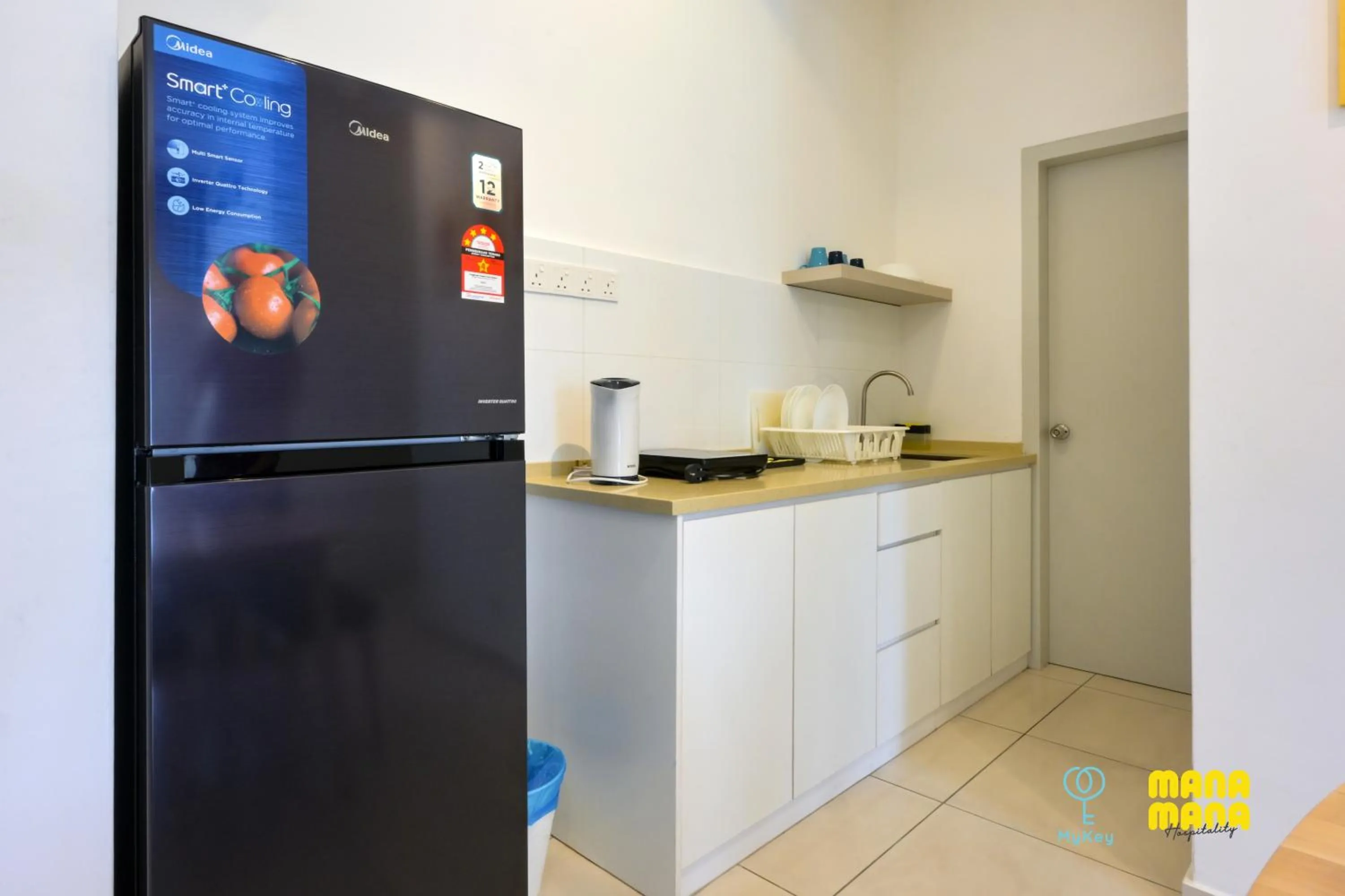 Kitchen or kitchenette in The Horizon by MyKey