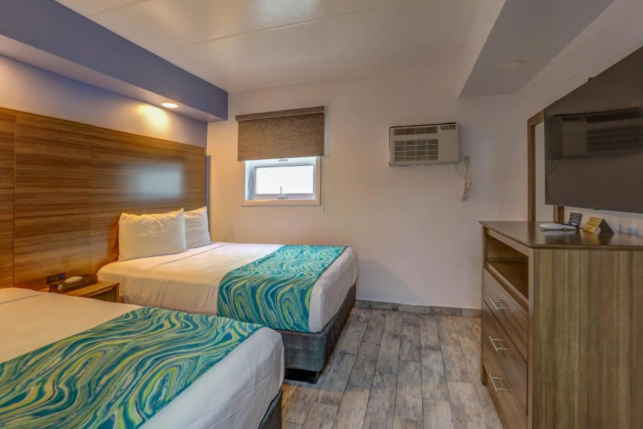 Bedroom in Le Voyageur